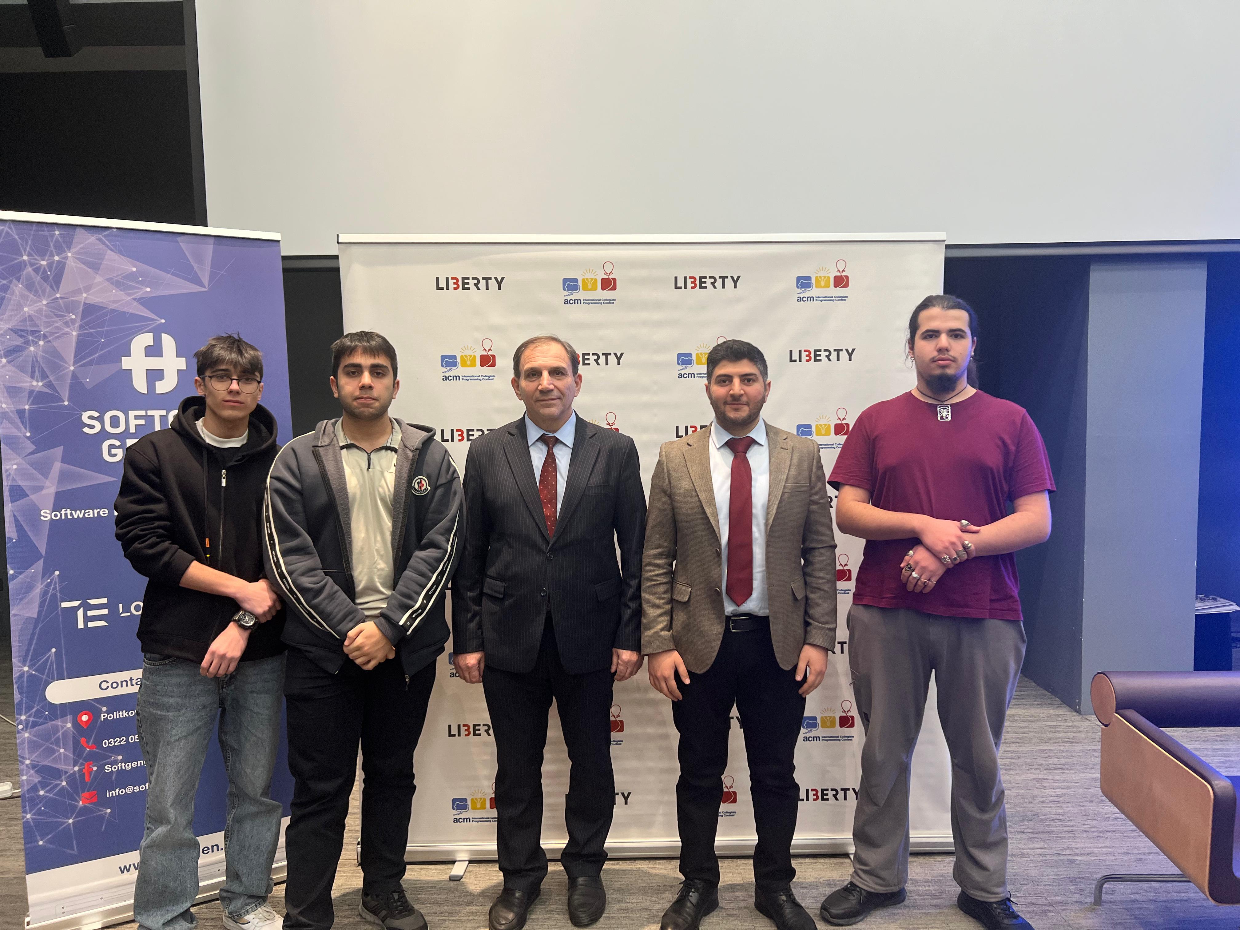 SDU tələbələri beynəlxalq olimpiada uğur qazandılar