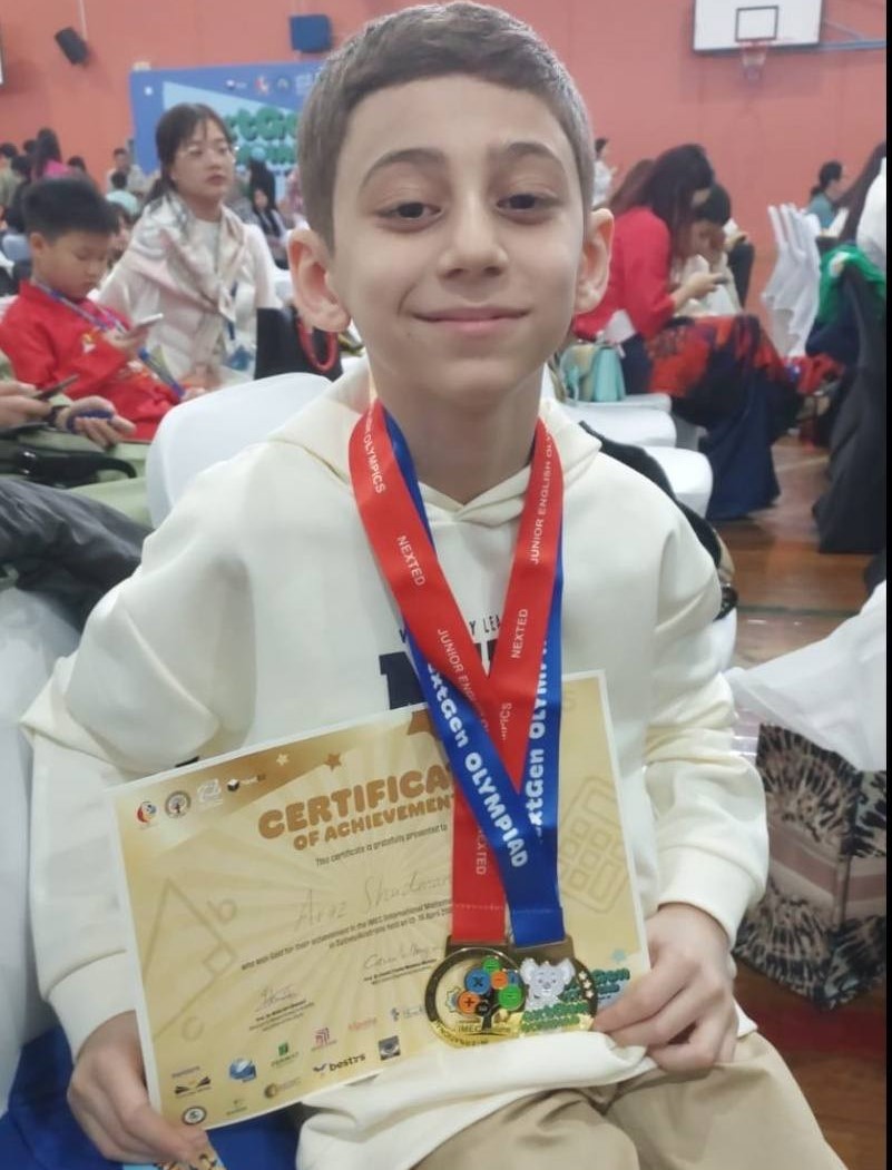 Şəhid övladı beynəlxalq olimpiadada birinci oldu