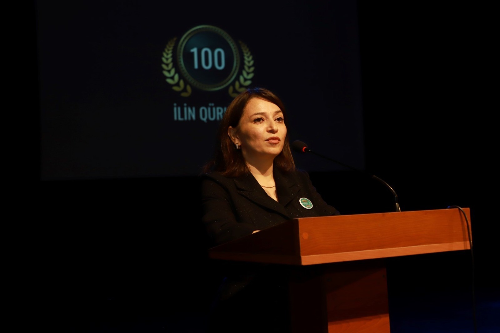 Şəkidə 11 nömrəli tam orta məktəbin 100 yaşı qeyd edildi