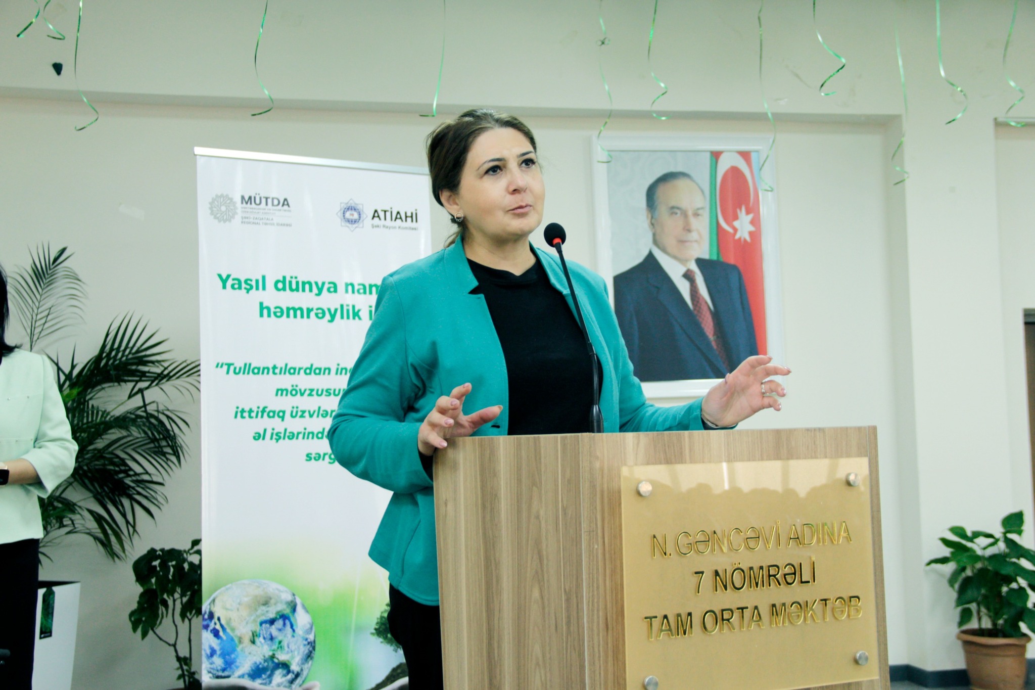 Şəkidə “Tullantılardan İncəsənətə” adlı sərginin qalibləri mükafatlandırılıb