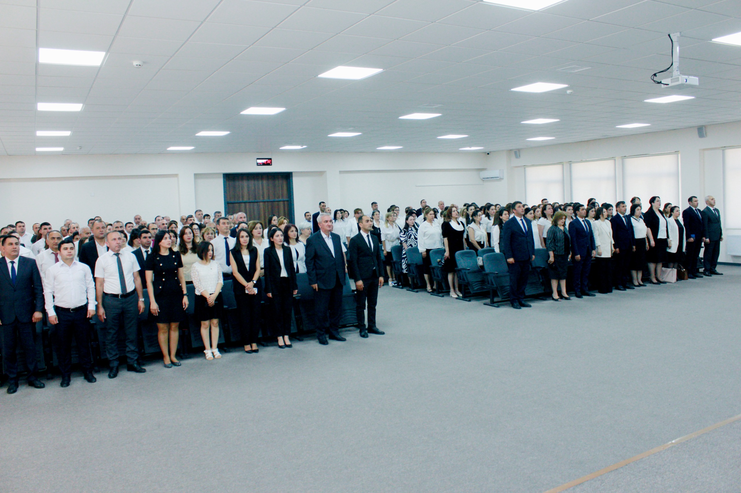 Sentyabr konfransı: Təhsilin keyfiyyəti təhlil edildi, yeni yol xəritəsi cızıldı