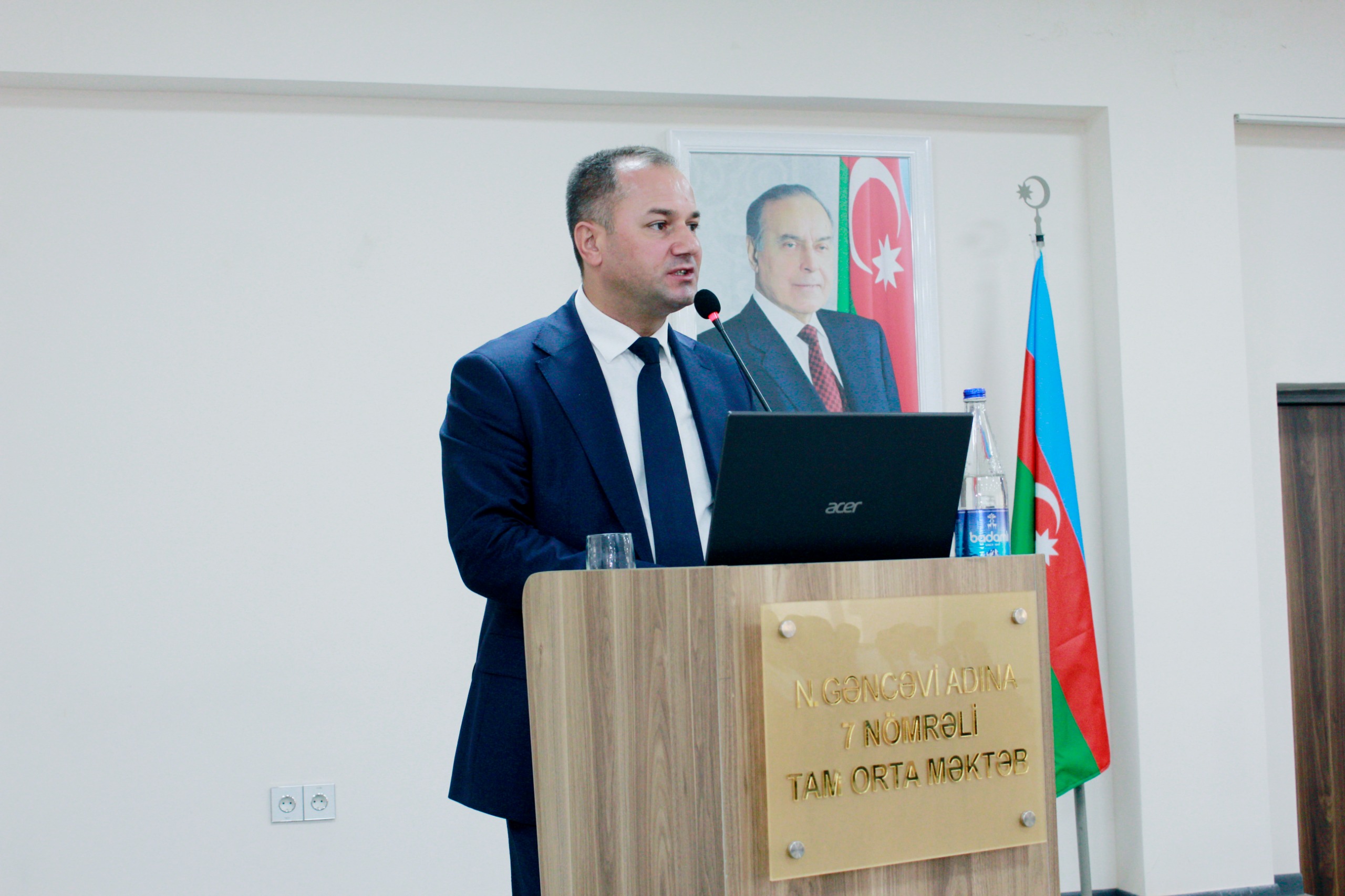 Sentyabr konfransı: Təhsilin keyfiyyəti təhlil edildi, yeni yol xəritəsi cızıldı