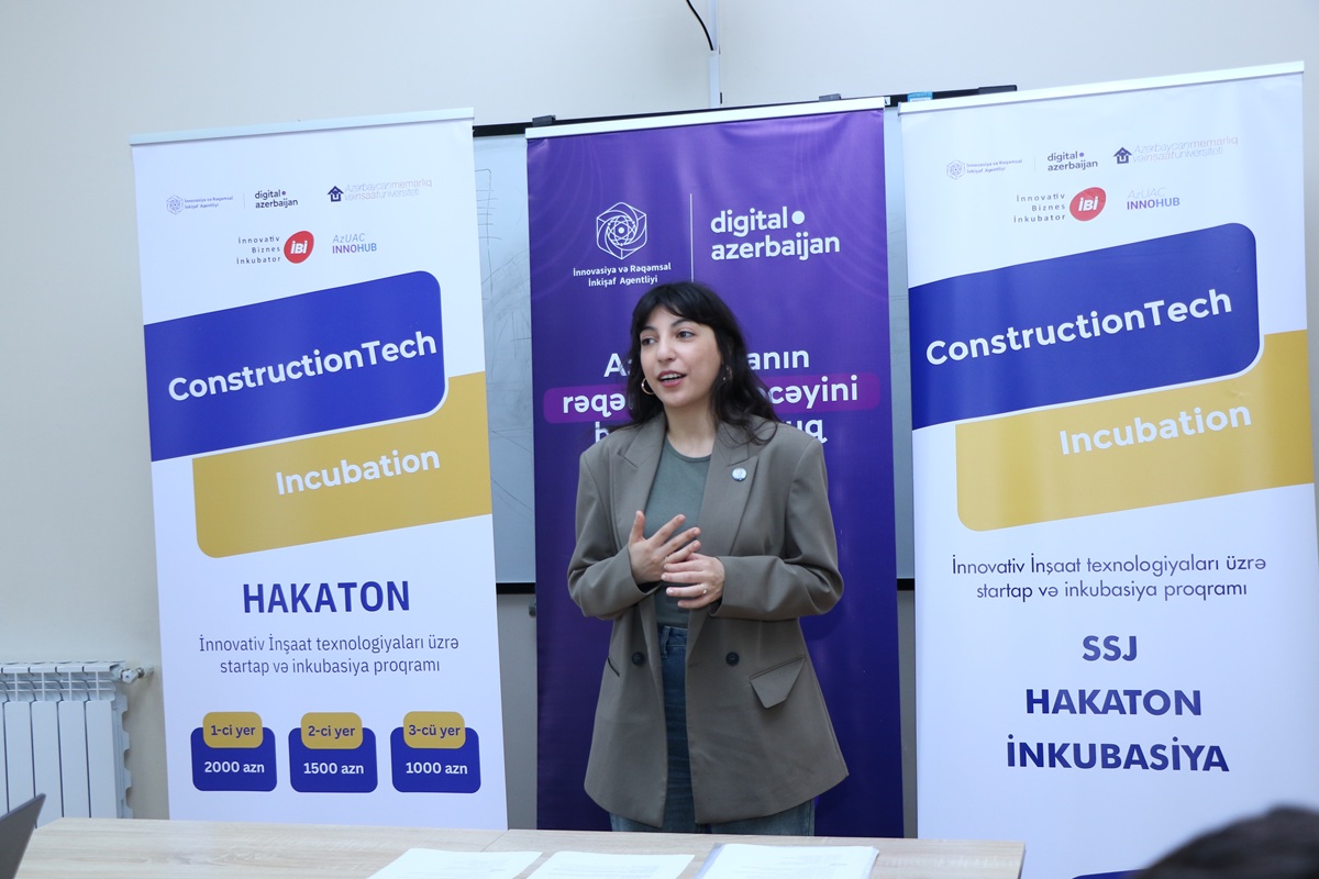 Startap yolunda ilk addım: Gənclər hakatonda bacarığını nümayiş etdirir