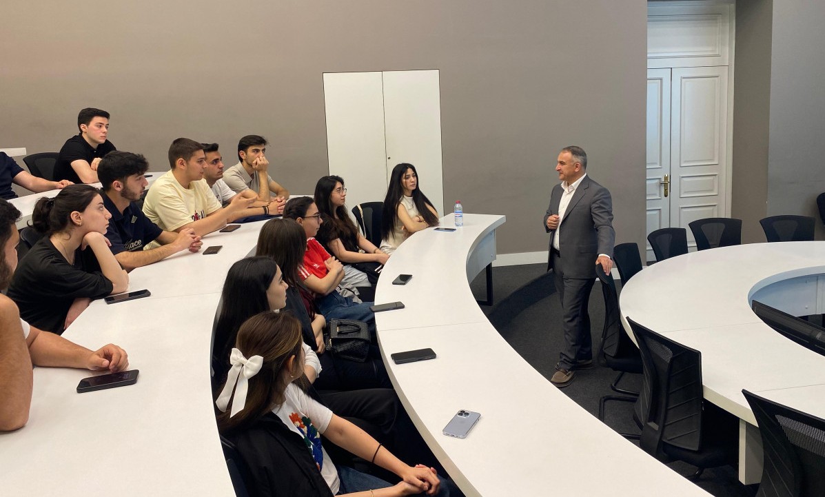 “Startup School 3” layihəsi ADNSU-da təqdim olundu 