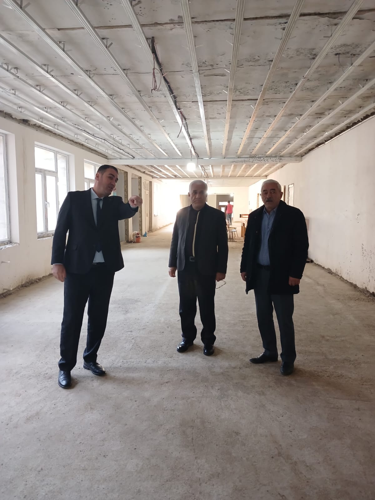 Sumqayıtda dövlət məktəbinin şagirdləri üçün avtobus ayrılıb 