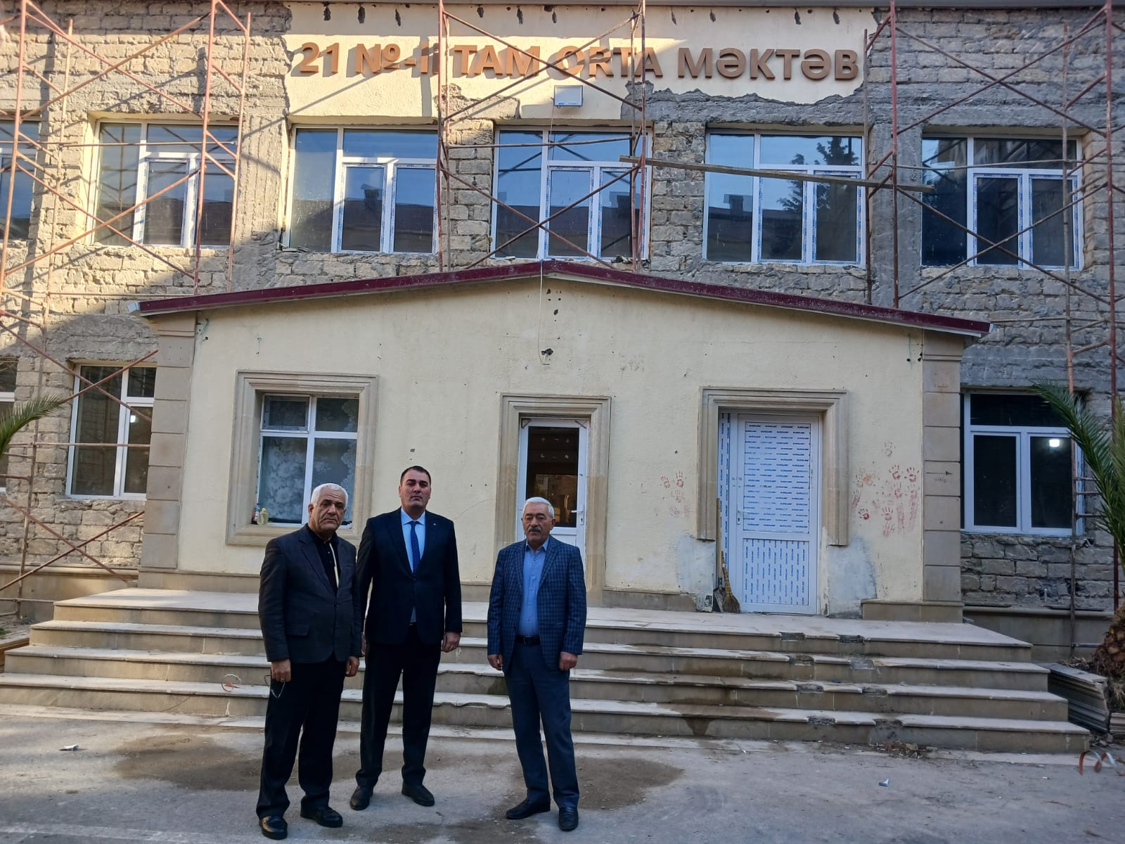 Sumqayıtda dövlət məktəbinin şagirdləri üçün avtobus ayrılıb 