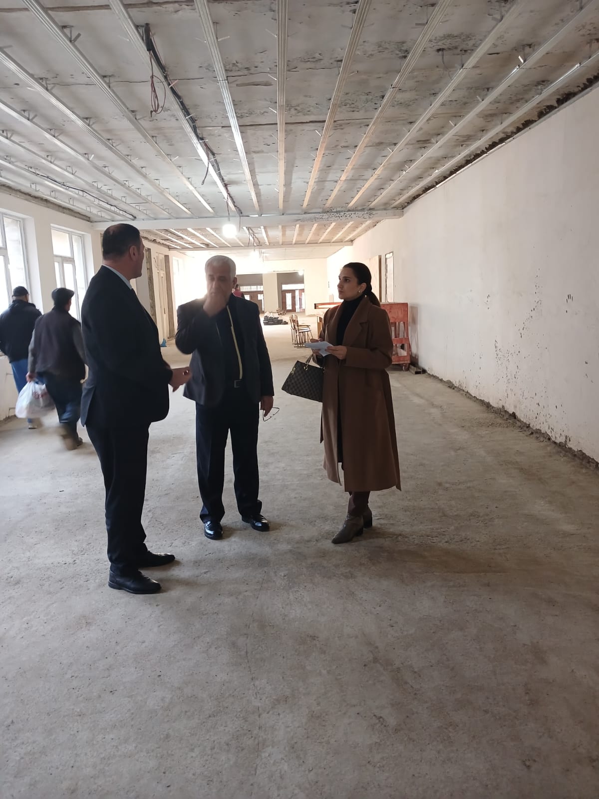 Sumqayıtda dövlət məktəbinin şagirdləri üçün avtobus ayrılıb 