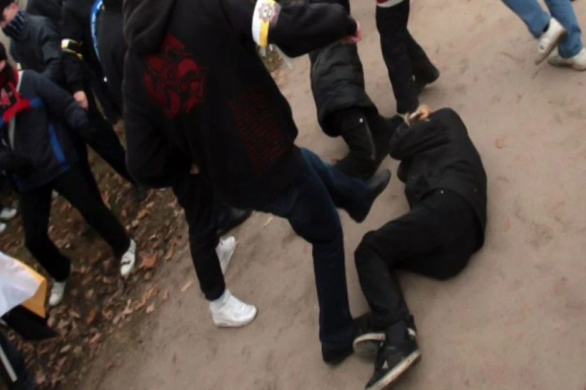 Sumqayıtda şagird yaşıdına xəsarət yetirib 