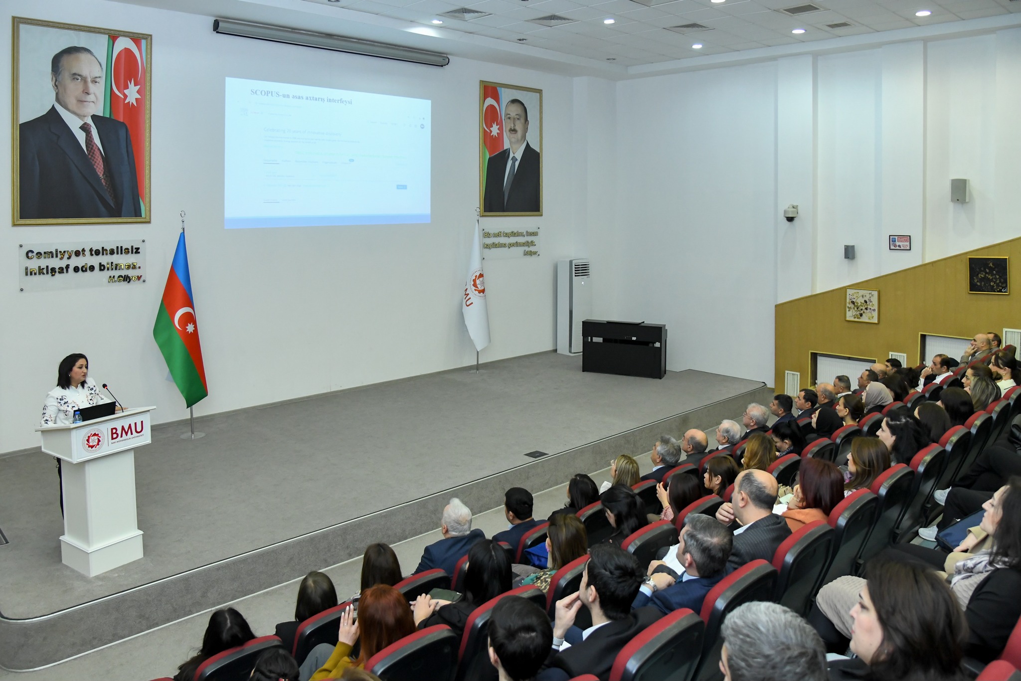 Süni intellekt aləti ilə tədqiqat bacarıqlarının inkişafı mövzusunda infosessiya keçirilib