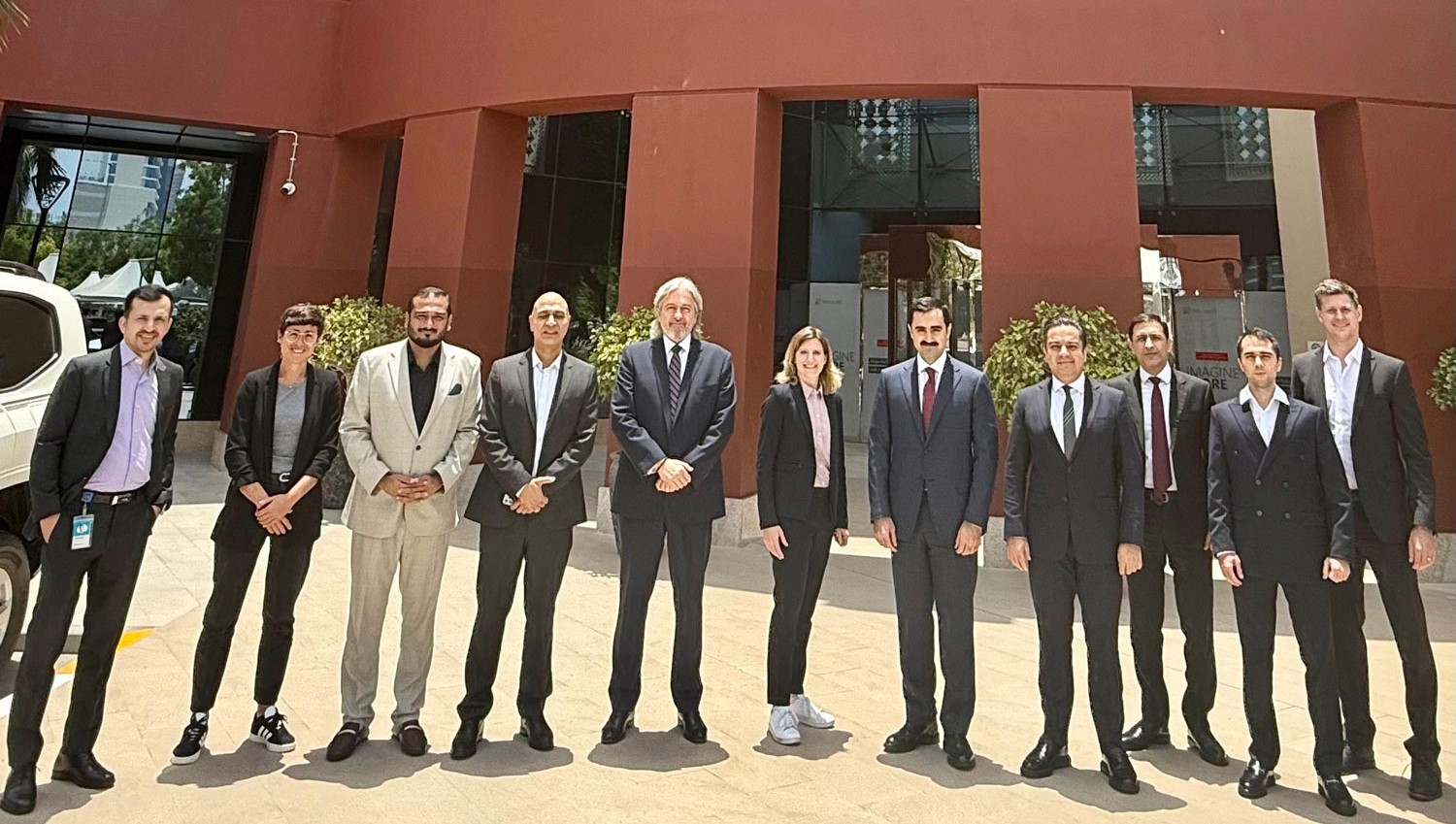 Süni intellektin təhsildə tətbiqinə dair görüş keçirilib 