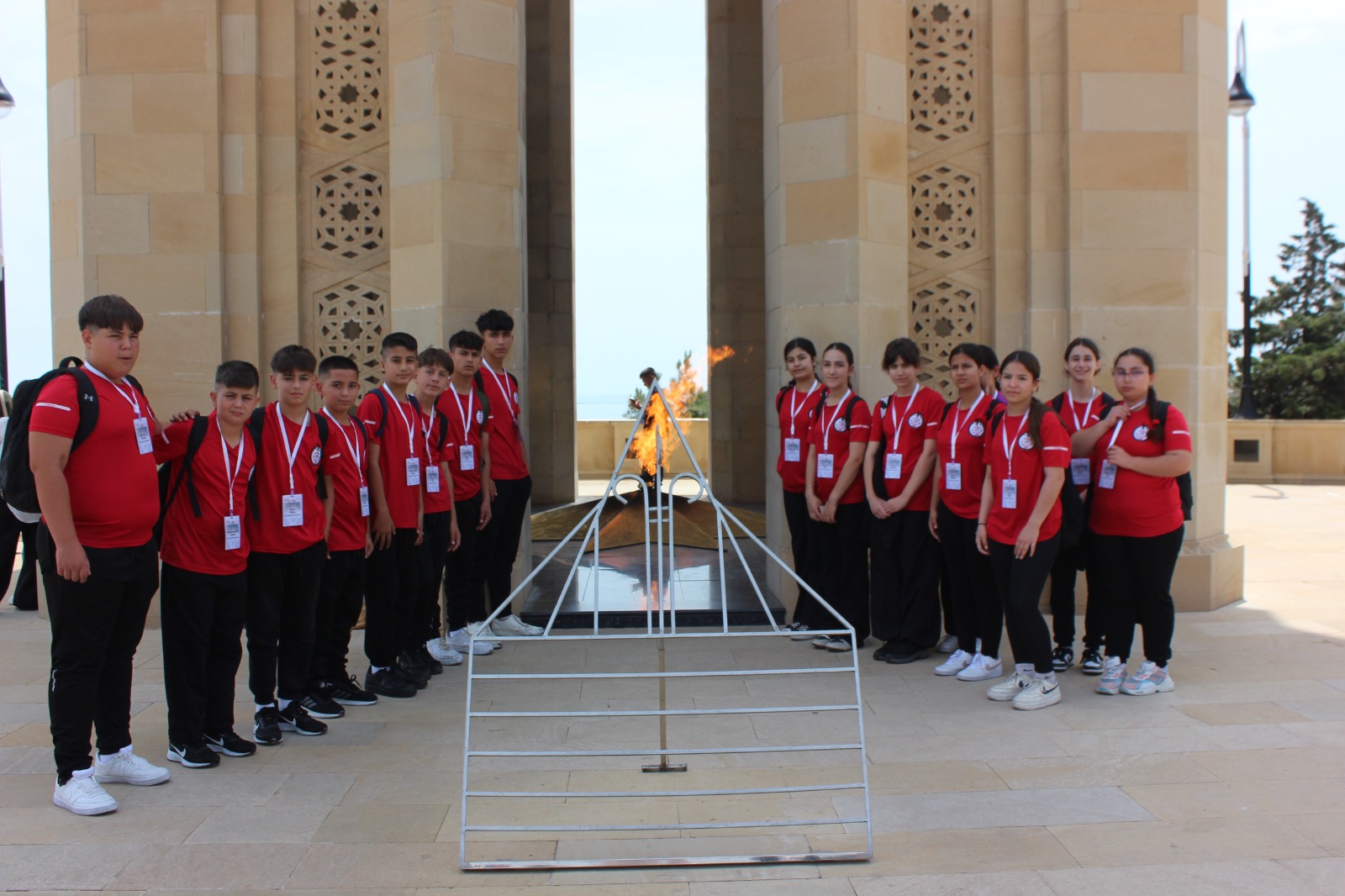 Şuşa festivalının iştirakçıları Fəxri xiyabanda və Şəhidlər xiyabanında olublar