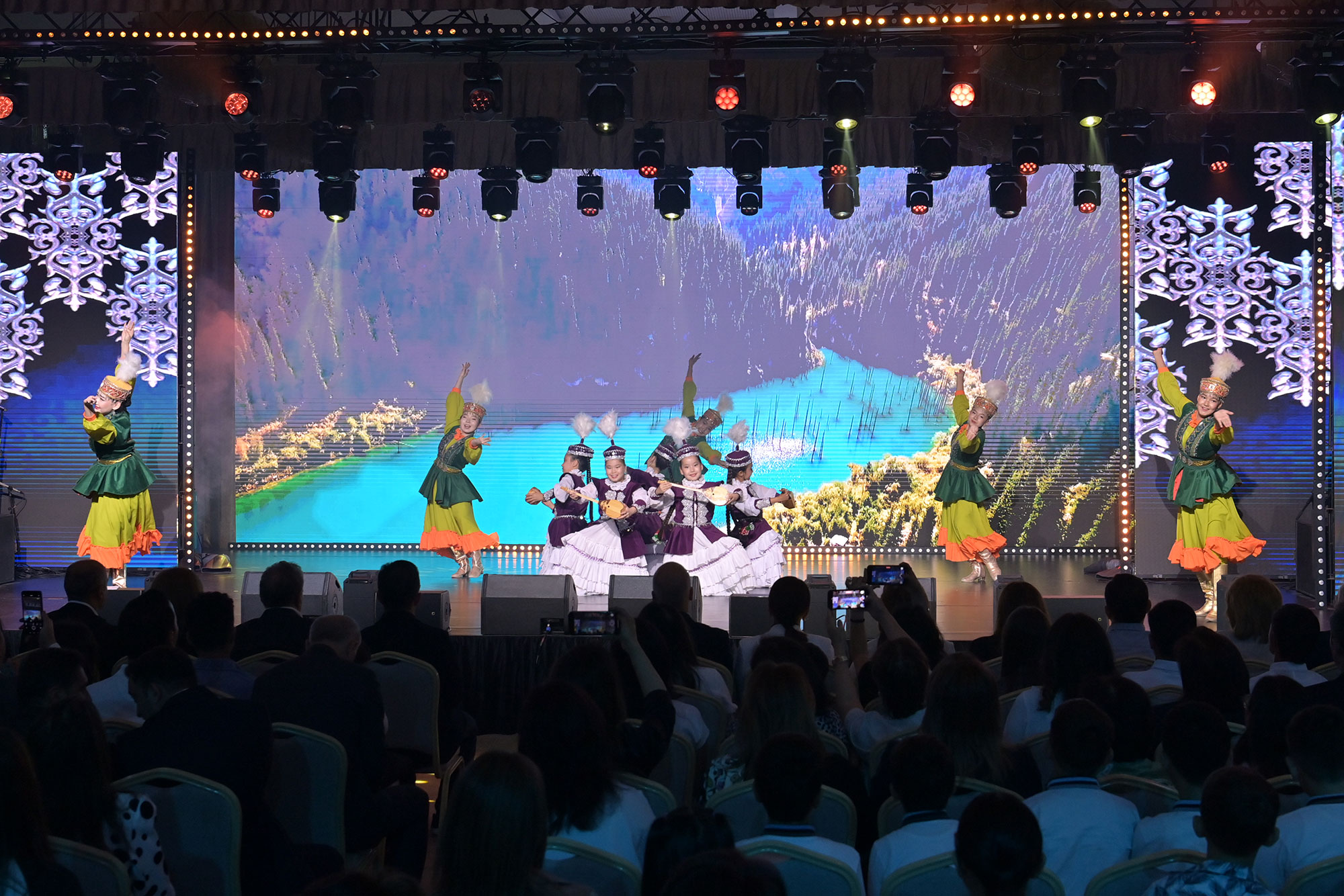 Şuşada beynəlxalq uşaq yaradıcılıq festivalı keçirilib