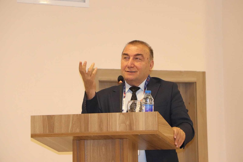 Tədqiqatları kosmik sənayedə, atom reaktorlarında tətbiq olunur – Azərbaycanlı alimlə MÜSAHİBƏ 