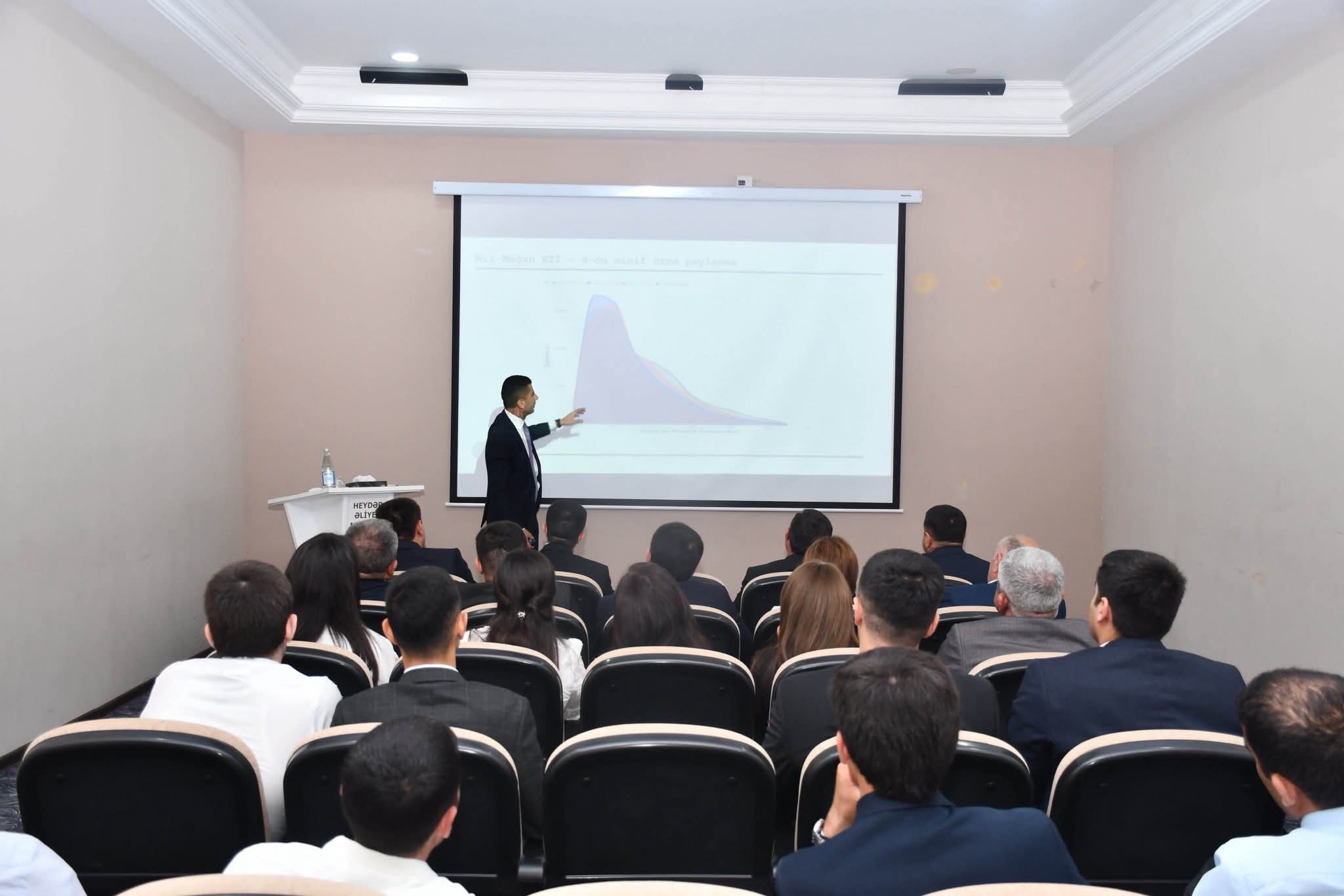 Tədris ilinin yekunlarına dair hesabat tədbirləri keçirilir