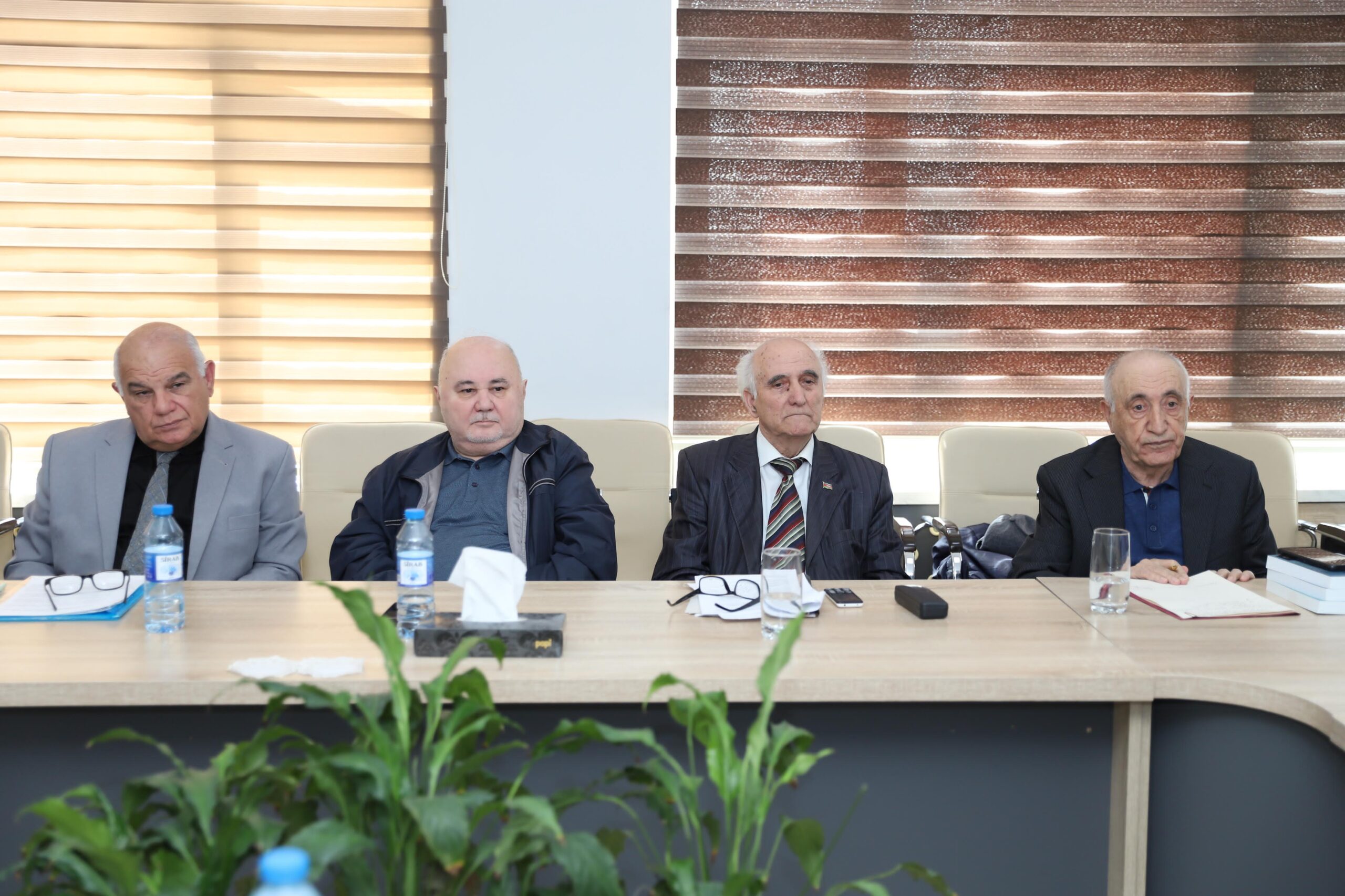 Təhsil İnstitutunda elmi seminar keçirilib