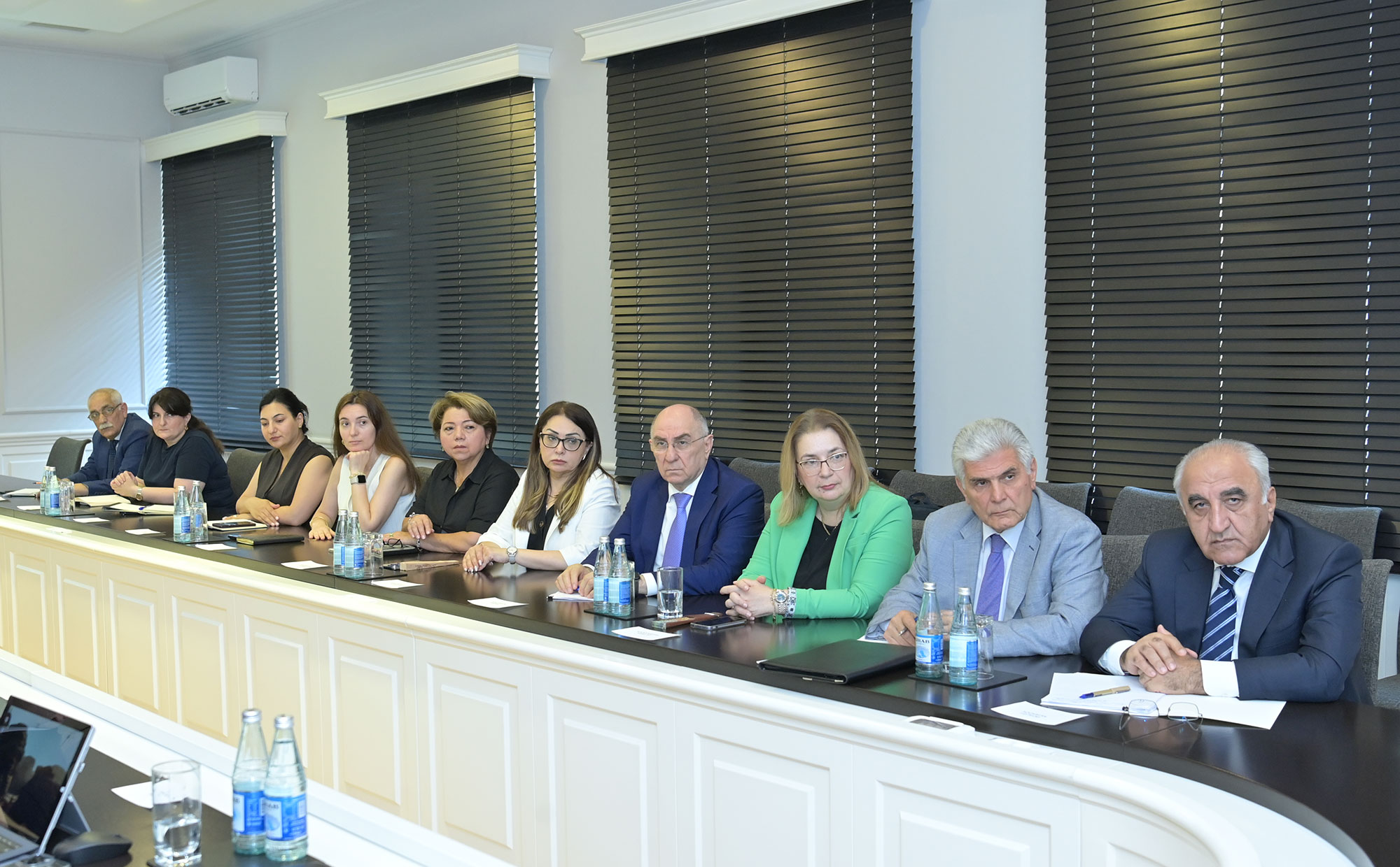 Təhsil proqramları mərhələli şəkildə təsdiqlənəcək