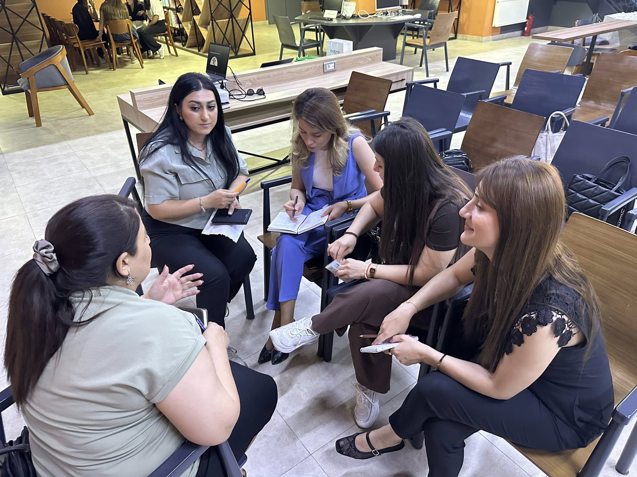 "Təhsil sistemində uşaq müdafiəsi və təhlükəsizliyi" mövzusunda təlimlər keçirilib