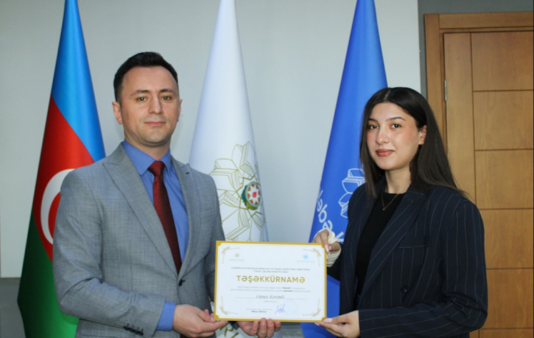 Təhsil Tələbə Krediti Fondu könüllüləri təltif olunub