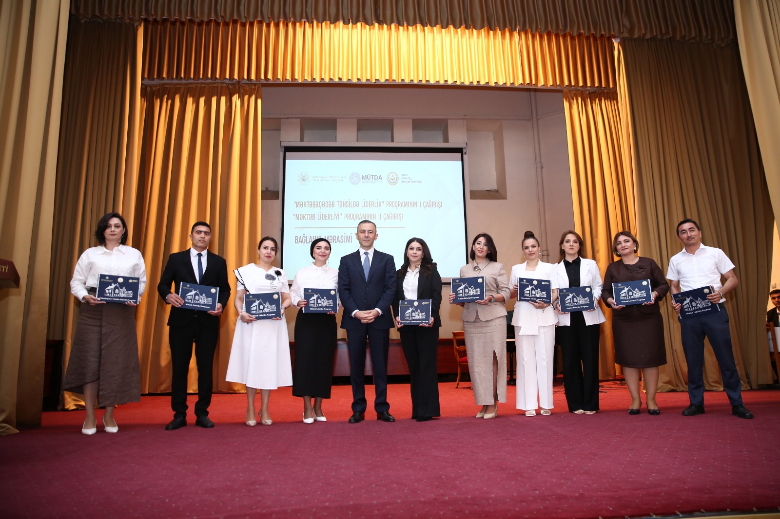 Təhsildə liderliyə gedən yol – REPORTAJ