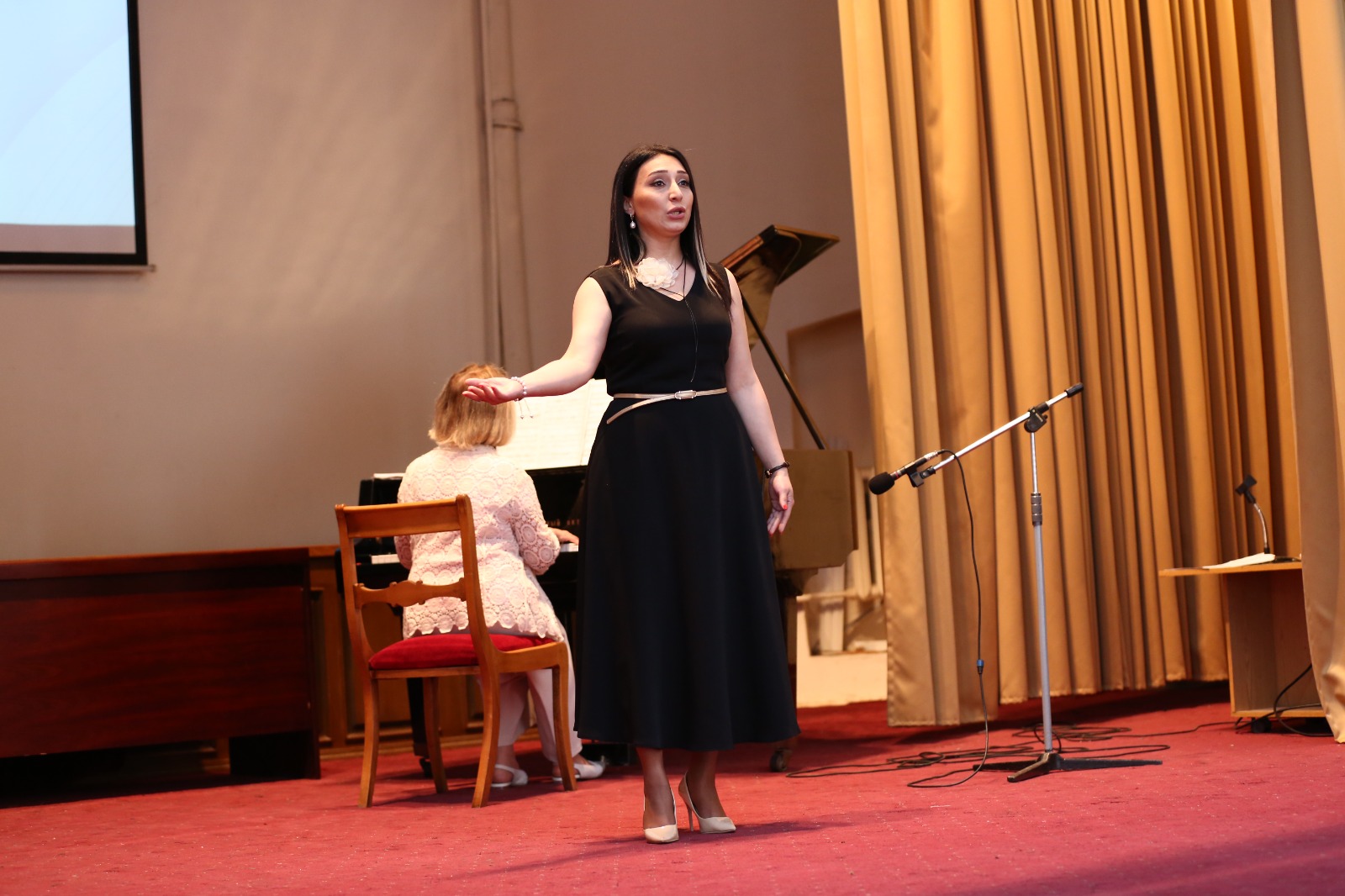 Təhsildə liderliyə gedən yol – REPORTAJ