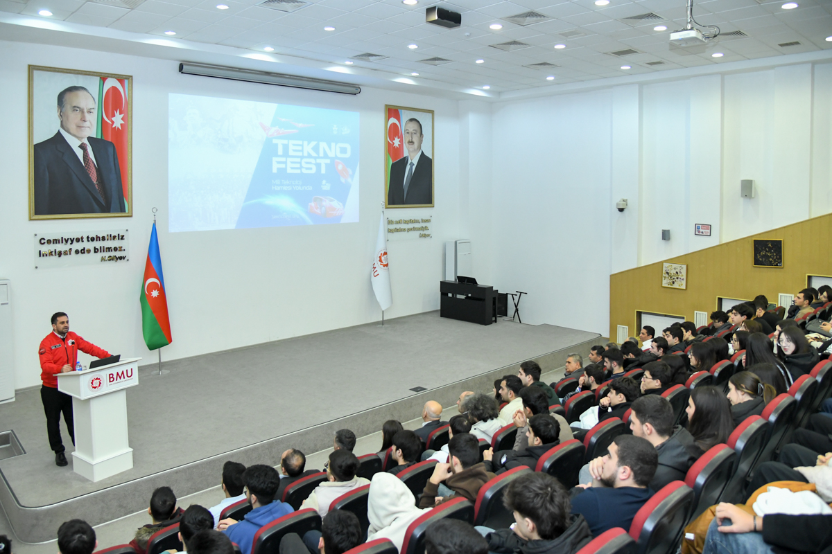 “TEKNOFEST”in rəsmi nümayəndəsi BMU tələbələri ilə görüşüb 