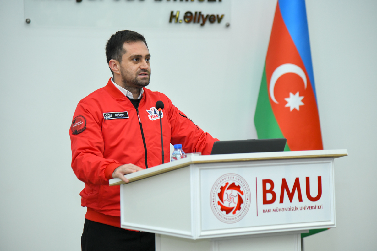 “TEKNOFEST”in rəsmi nümayəndəsi BMU tələbələri ilə görüşüb