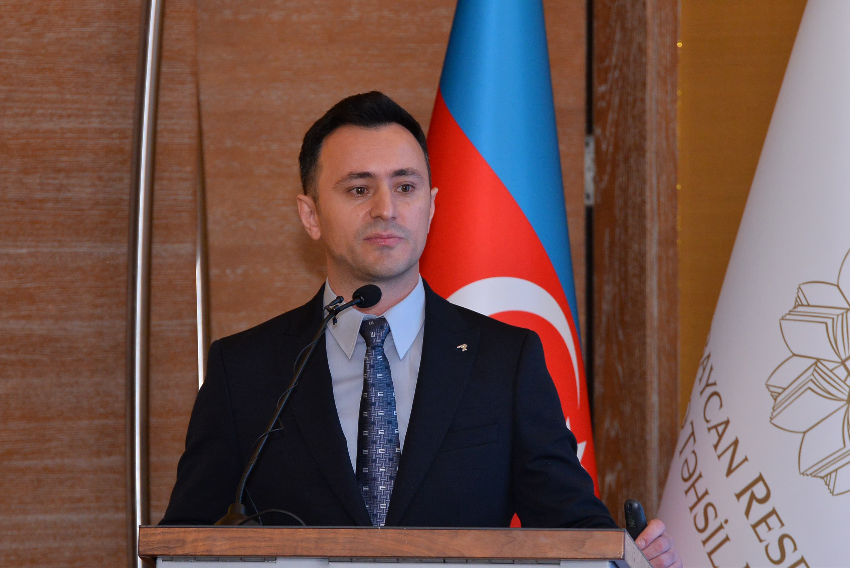 Tələbə kreditləri ilə bağlı 41 milyon manata yaxın vəsait məktəblərin hesabına köçürülüb 