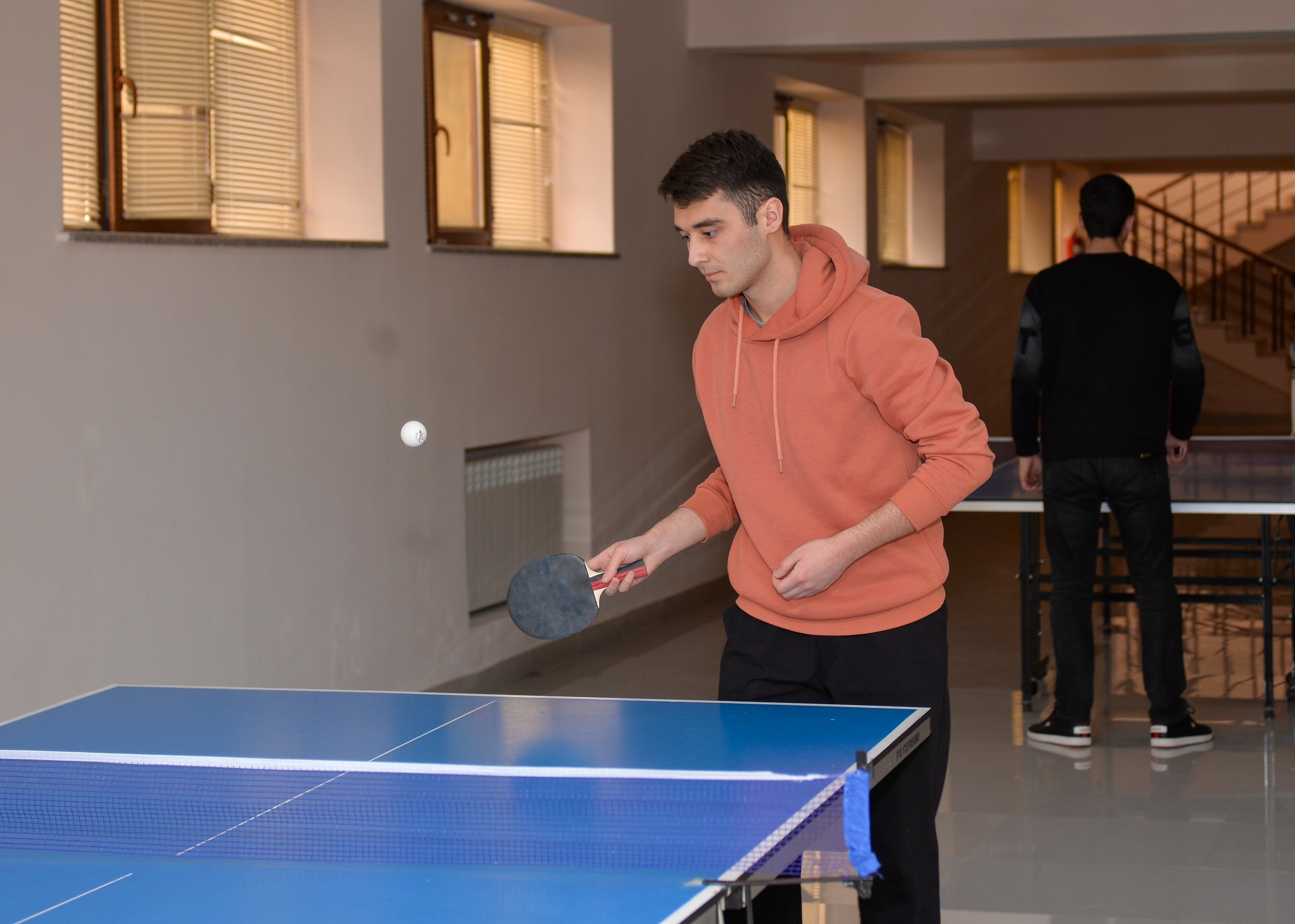 Tələbə yaz məktəbləri uğurla davam edir