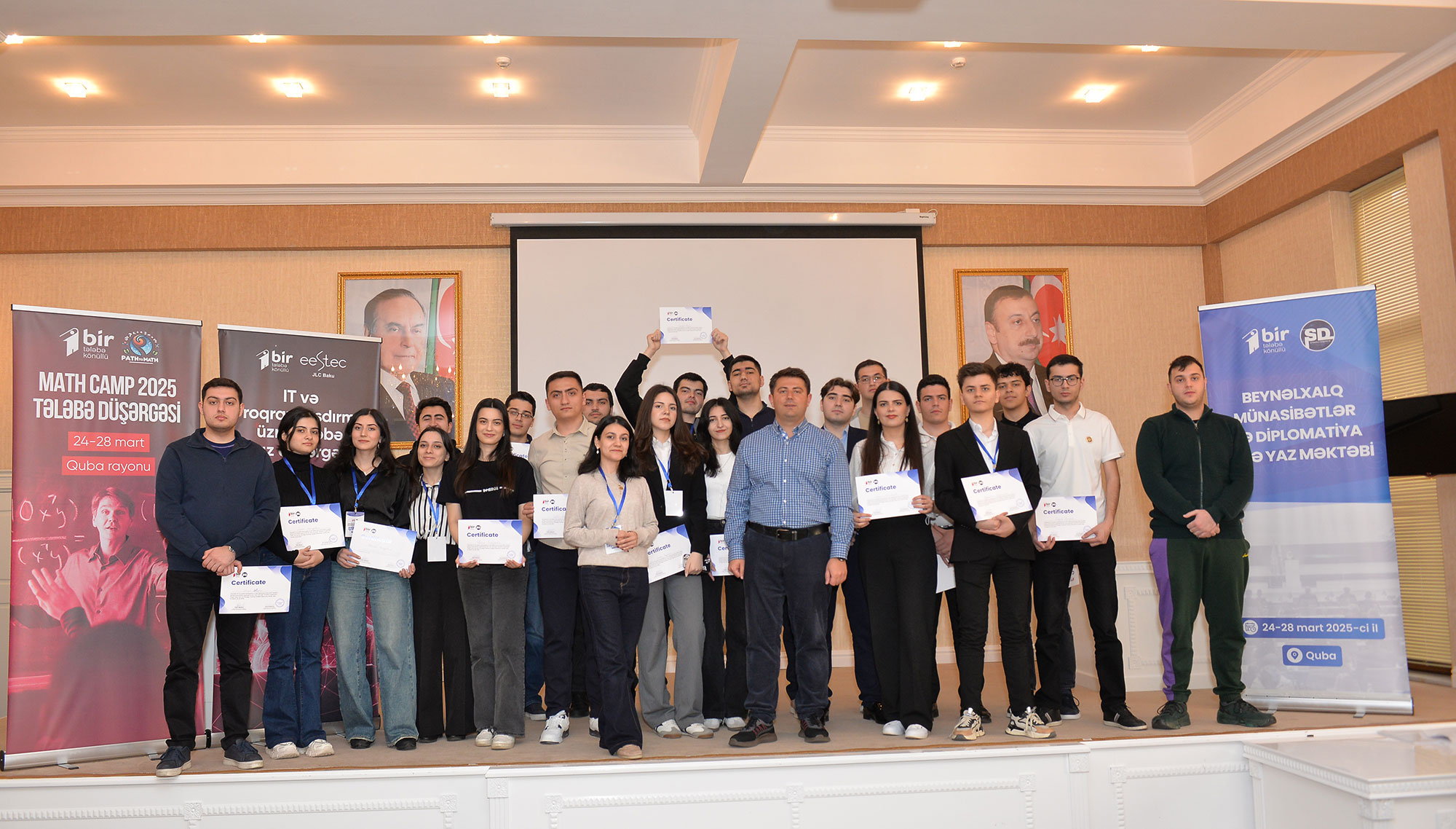 Tələbə yaz məktəbləri yekunlaşıb 