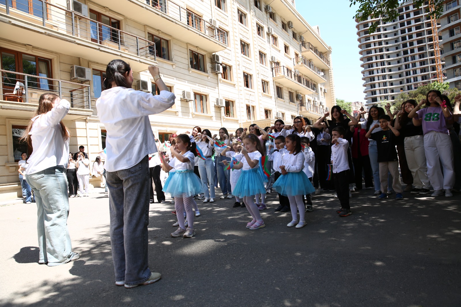 “Tələbələrimizə oynamağı öyrədirik” – ADPU-da keçirilən festivaldan REPORTAJ
