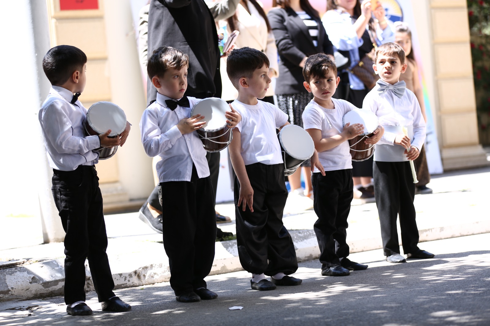 “Tələbələrimizə oynamağı öyrədirik” – ADPU-da keçirilən festivaldan REPORTAJ