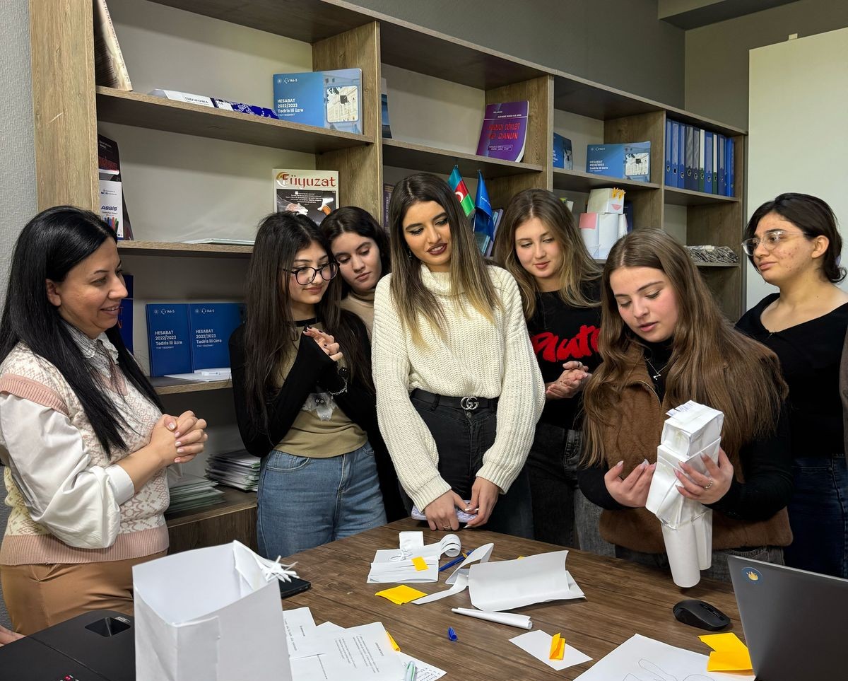 Tələbələrin əmək bazarına inteqrasiyası asanlaşdırılır 