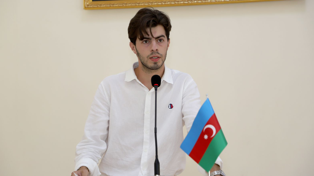 Tələbələrin hüquqi bilikləri və həmrəyliyi müzakirə olunub