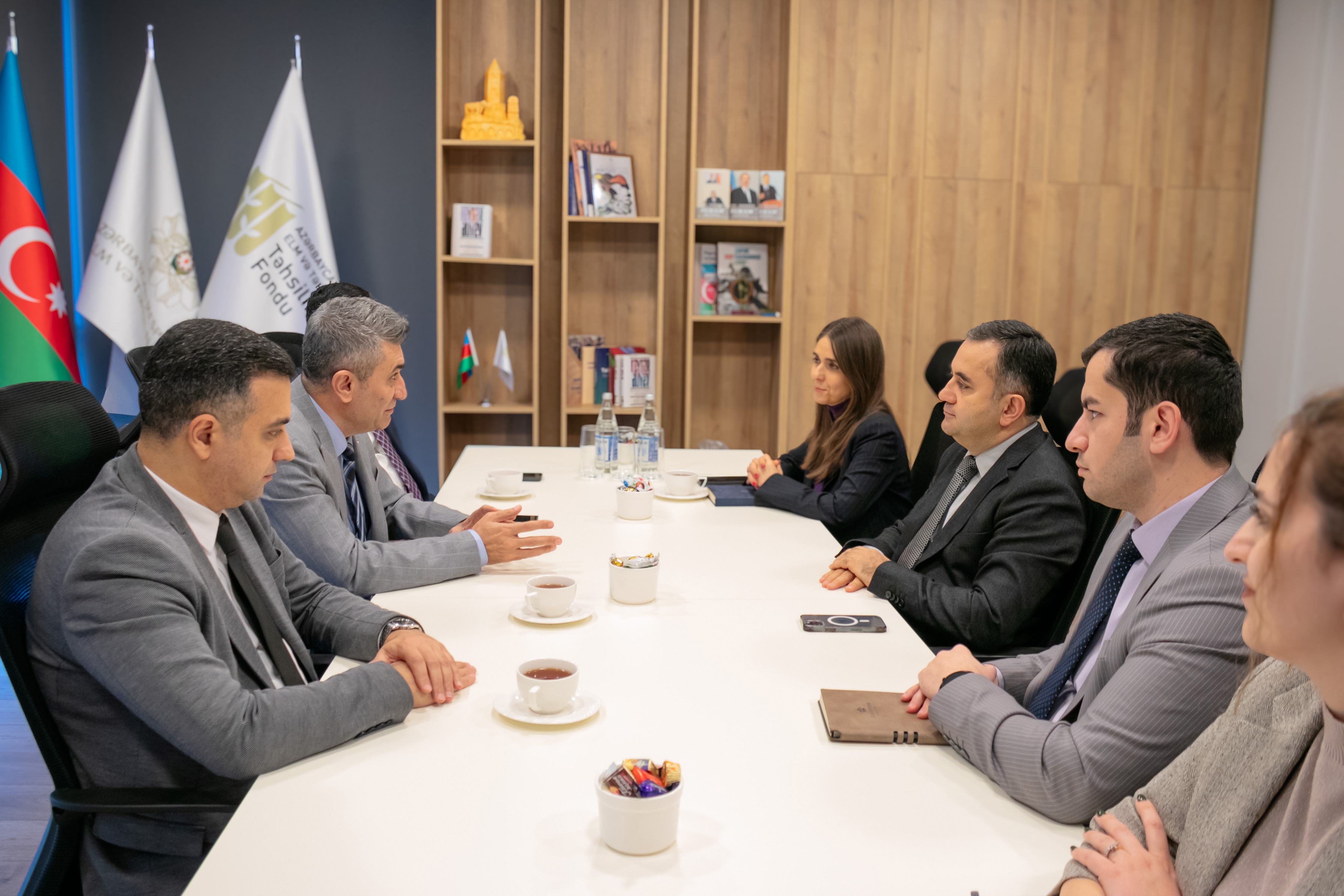 “TələbəPlus” çərçivəsində ilk alış-veriş mərkəzi ilə əməkdaşlıq müqaviləsi imzalanıb