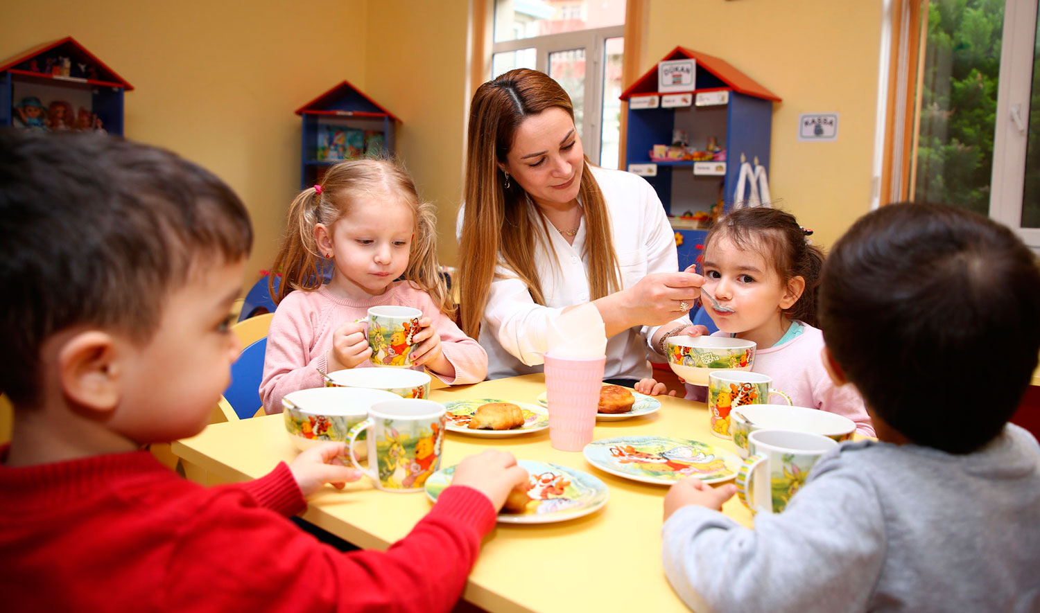 Tərbiyəçi-müəllim vakansiyası üzrə qeydiyyat başlayıb 