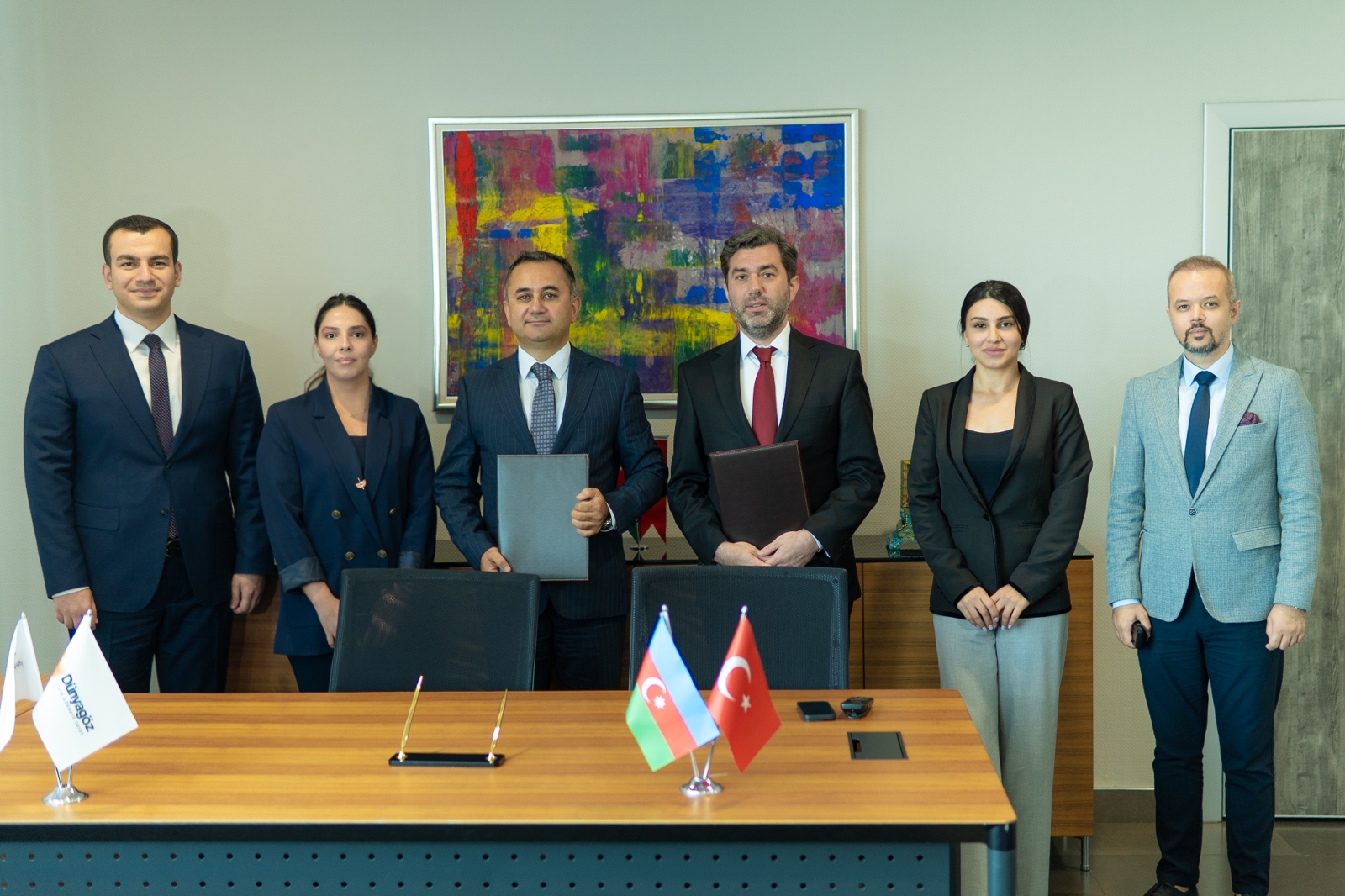 TİF ilə Dünyagöz xəstəxanası arasında əməkdaşlıq müqaviləsi imzalanıb