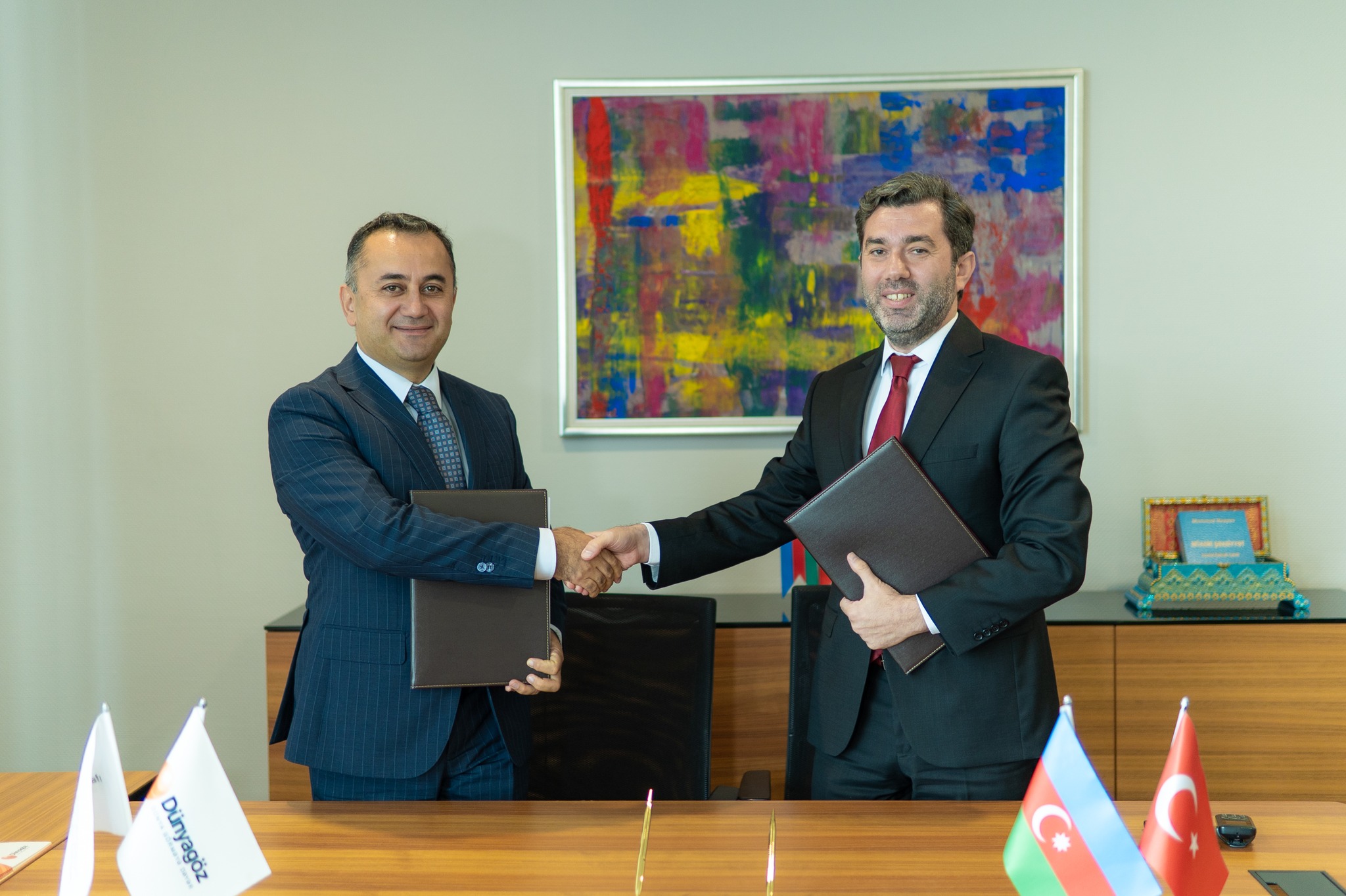 TİF ilə Dünyagöz xəstəxanası arasında əməkdaşlıq müqaviləsi imzalanıb