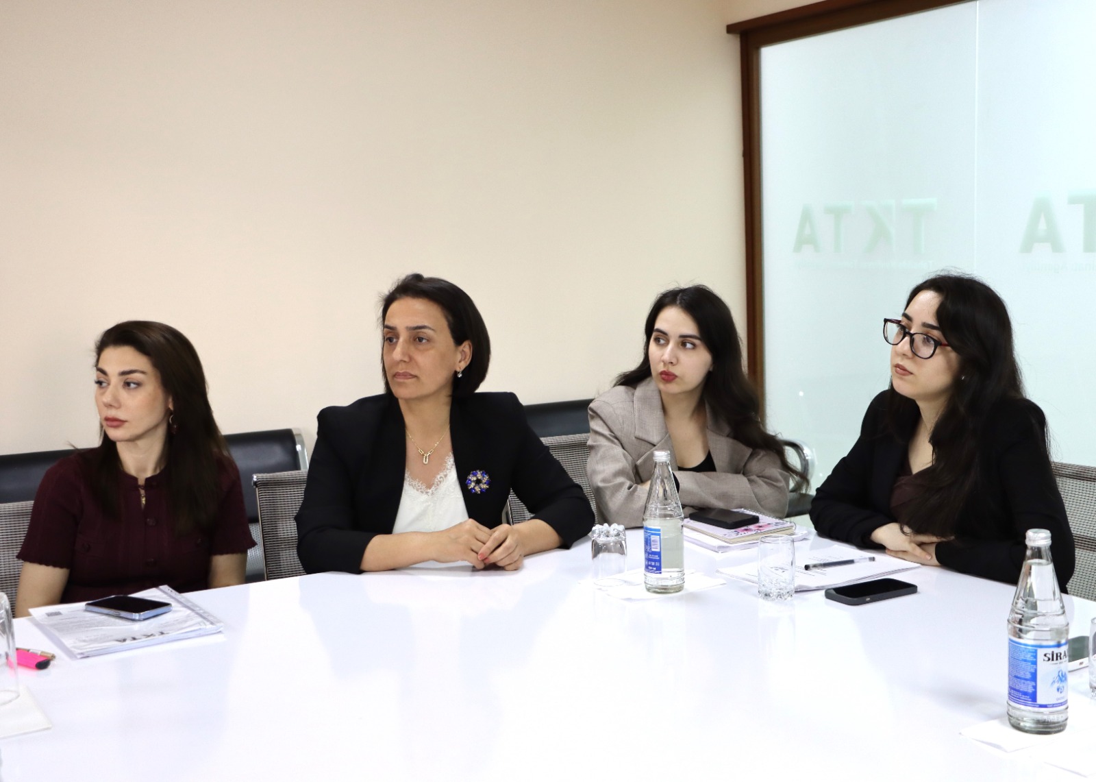 TKTA-da Akkreditasiya komissiyaları ilə görüş keçirilib