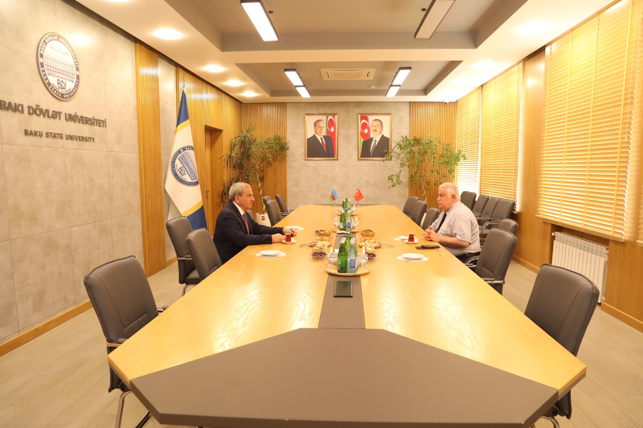 Türkiyə Elmlər Akademiyasının prezidenti BDU-da olub 