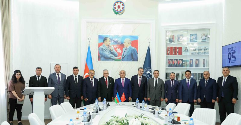 Türkiyə və Şimali Kipr nümayəndələri UNEC-də qonaq olublar 