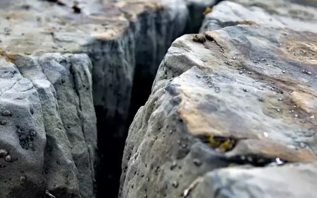 Türkiyədən İrana uzanan nəhəng geoloji çat aşkarlanıb 