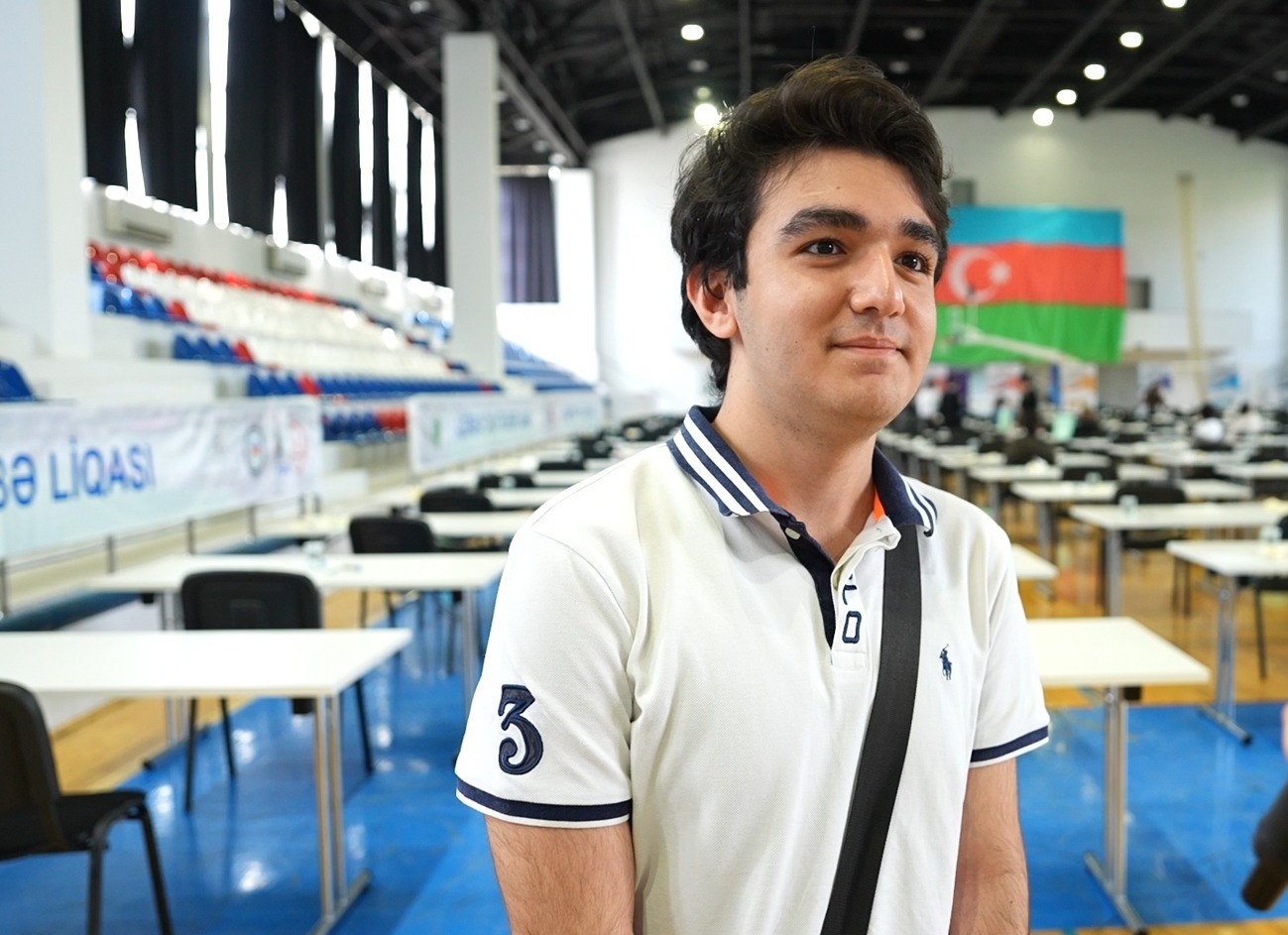 Üçqat olimpiada qalibi: “Özümə qarşı tələbkarlığımı artırıram” 