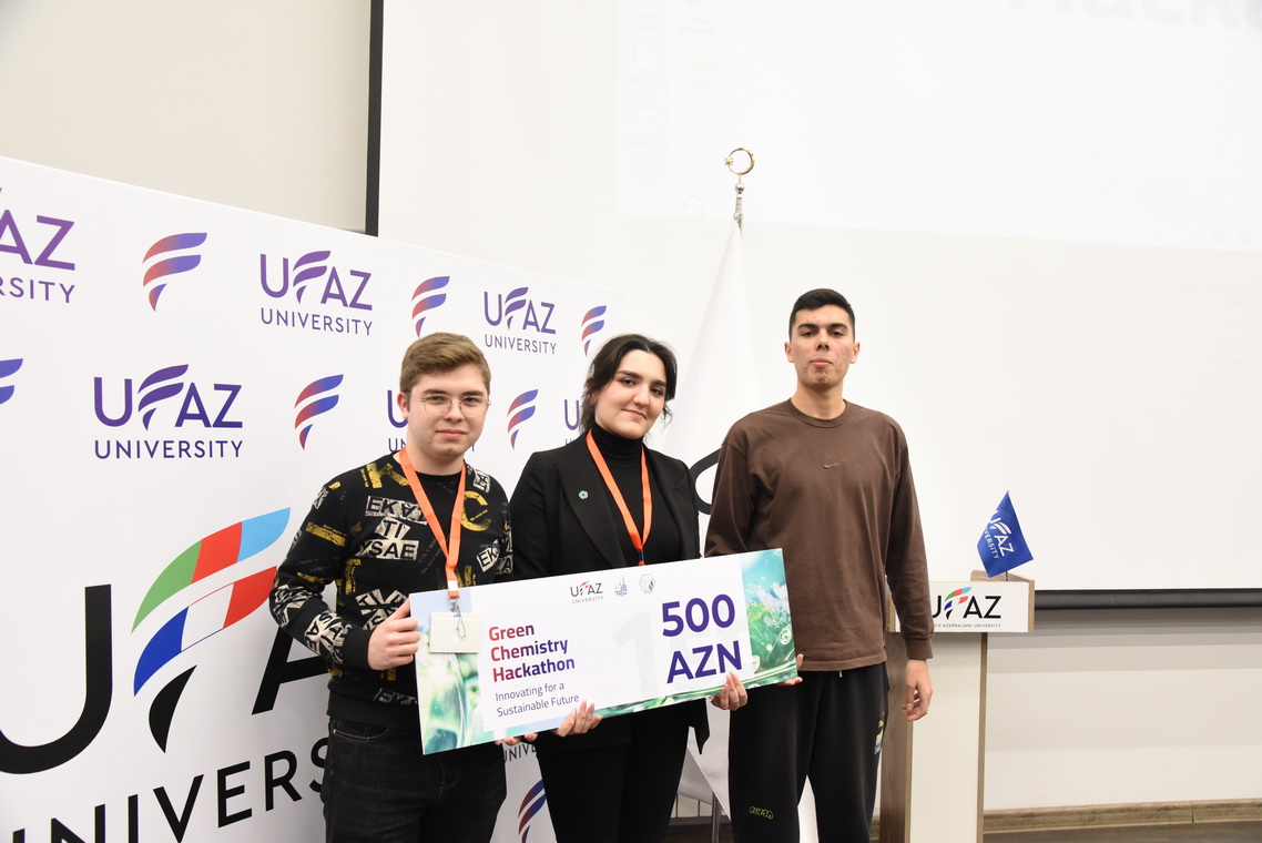 UFAZ-da Yaşıl kimya hakatonu keçirilib