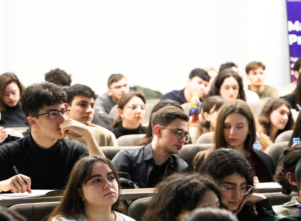 UFAZ-da yaz semestrinin dərslərinə start verilib 