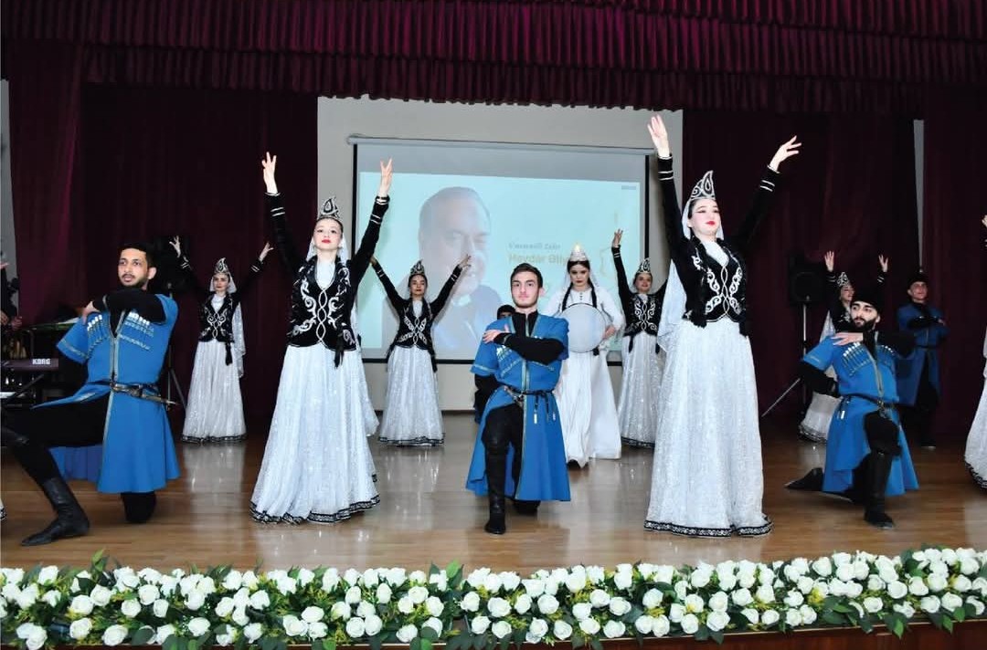 Ulu Öndər Heydər Əliyevin 102 illiyinə həsr olunan bədii yaradıcılıq müsabiqə-festivalı keçiriləcək