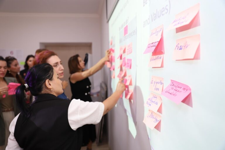 Ümumi təhsilin dövlət standartlarının dəyişdirilməsi ilə bağlı müzakirə aparılıb