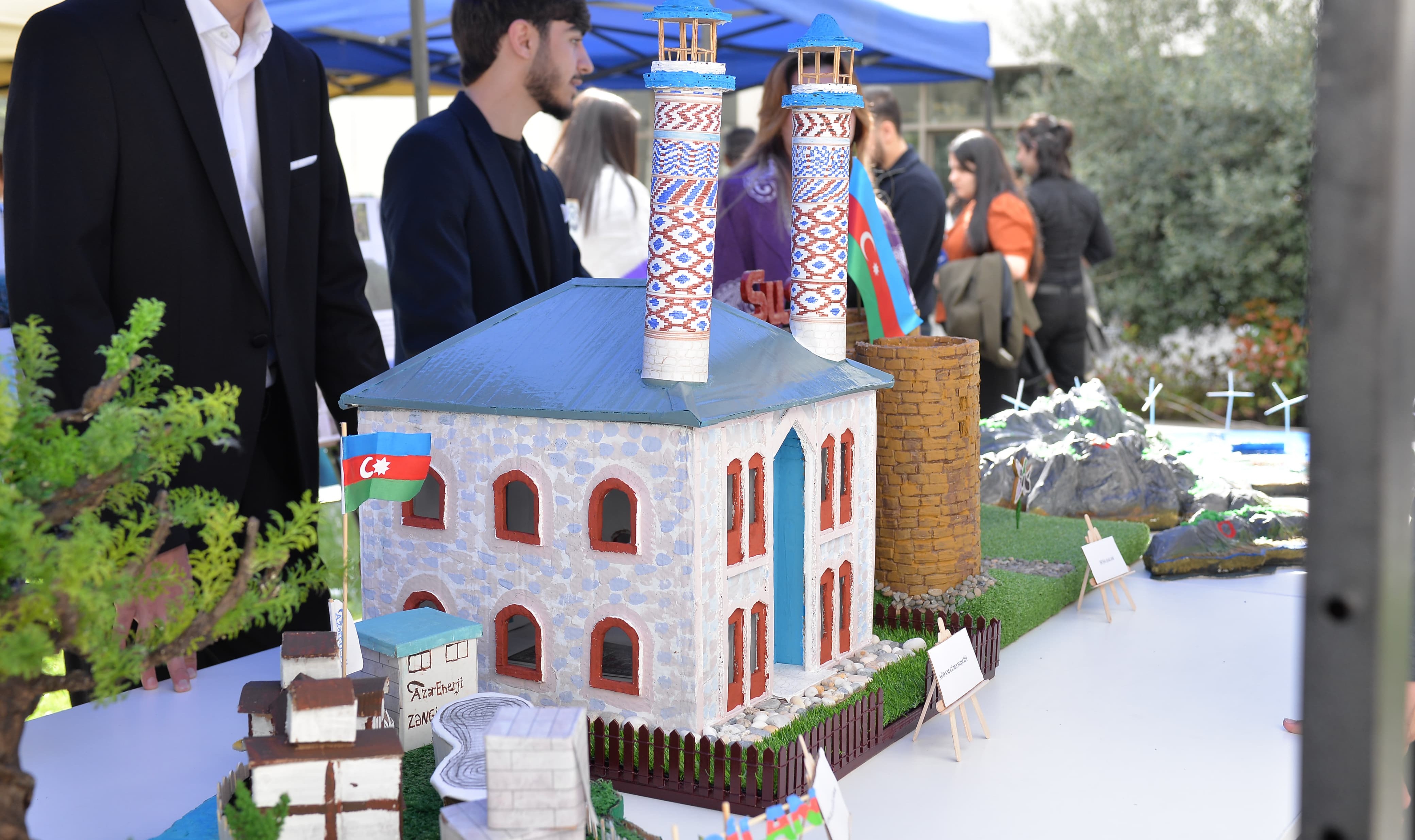 UNEC-də “Elm Festivalı 2025” keçirilir – FOTOLAR 