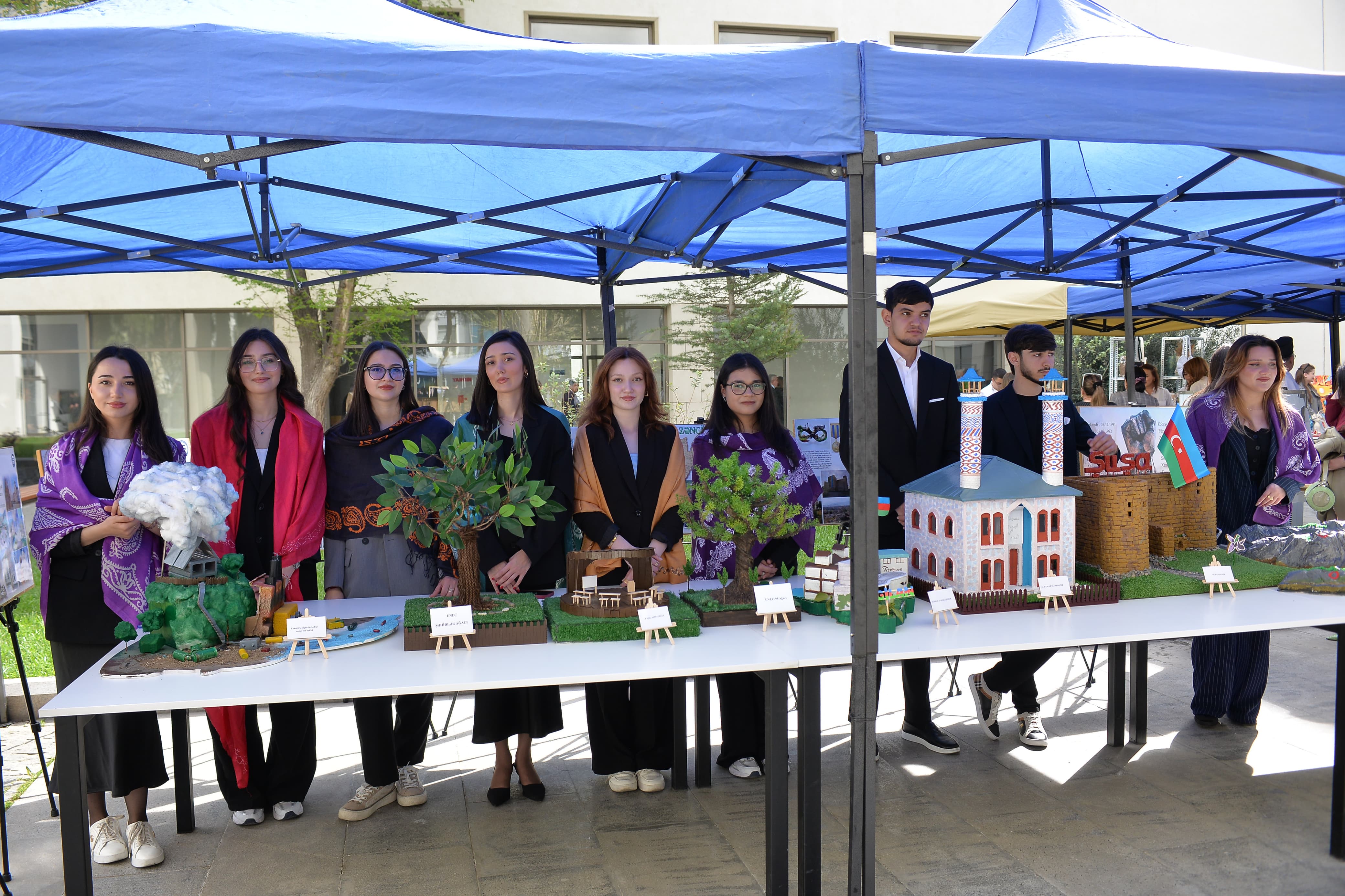 UNEC-də “Elm Festivalı 2025” keçirilir – FOTOLAR