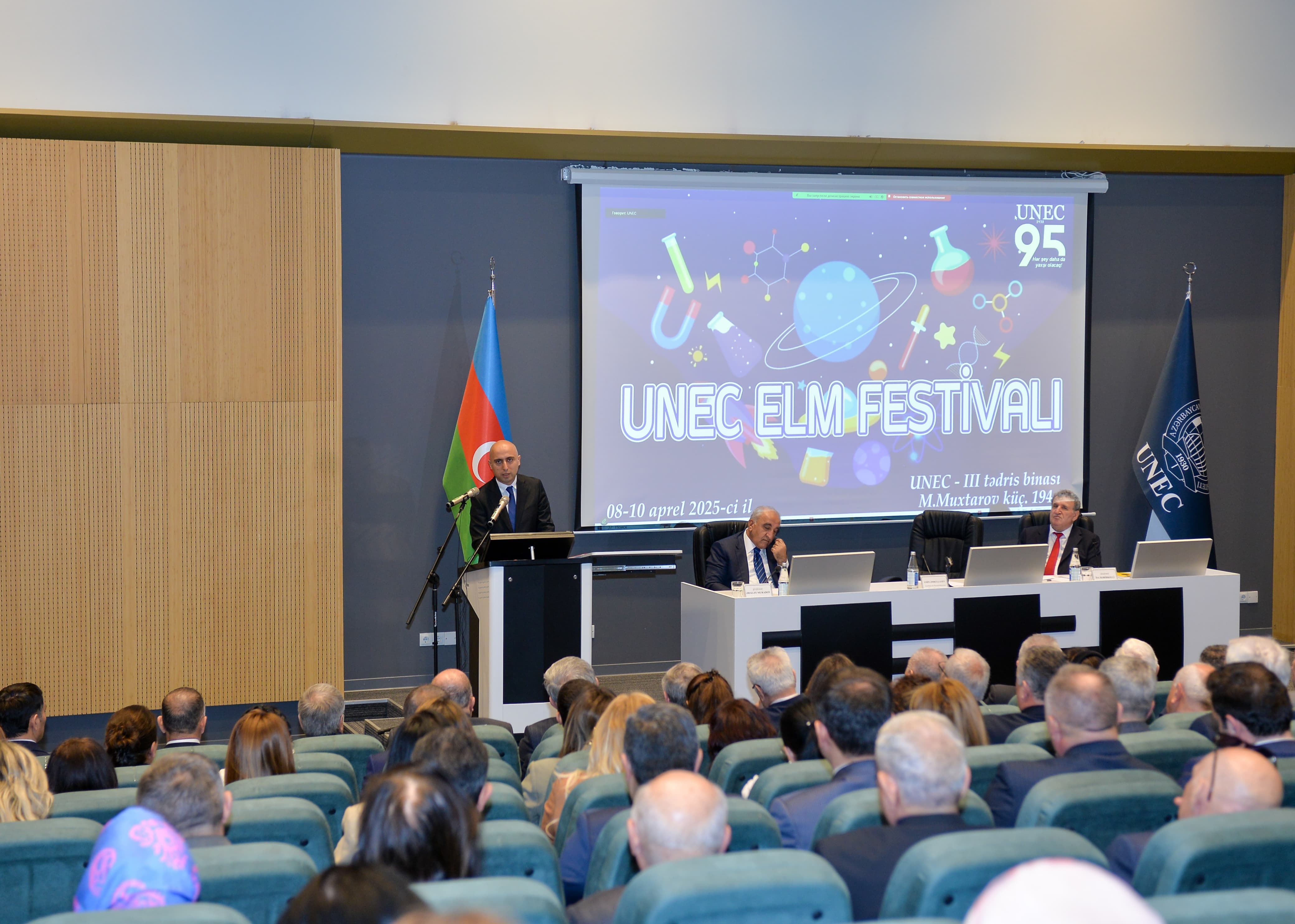 UNEC-də Elm Festivalı keçirilib 
