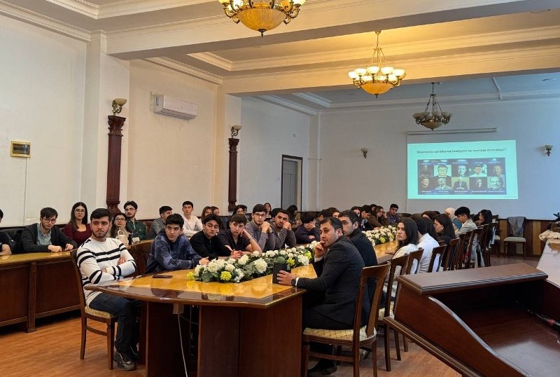 UNEC-də “İş yeri axtarma, iş yeri yarat!” adlı təlim keçirilib